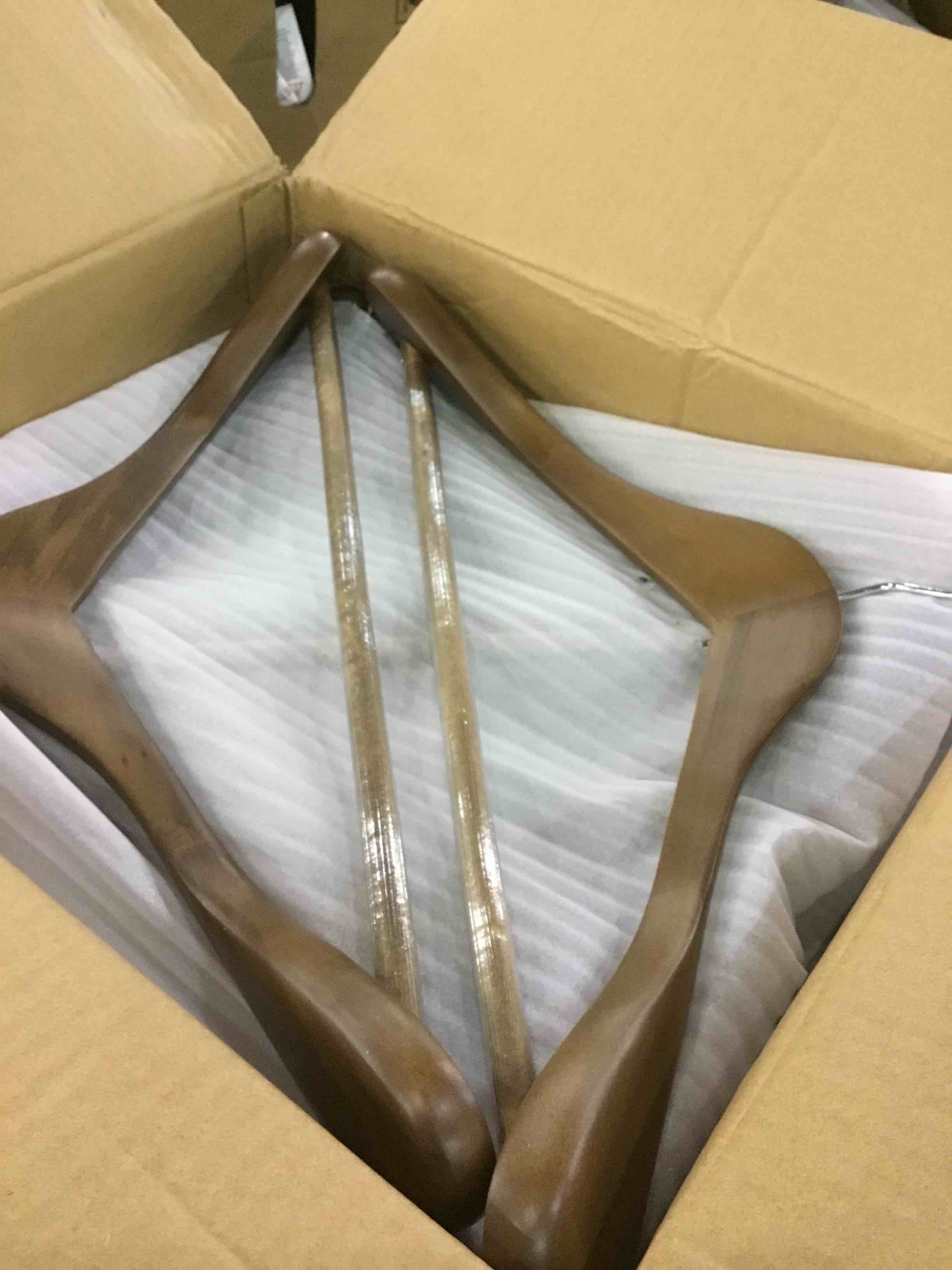 https://s3.amazonaws.com/lotting-images-prod/BargainHunt/EXS01313683_1711368085900.jpeg