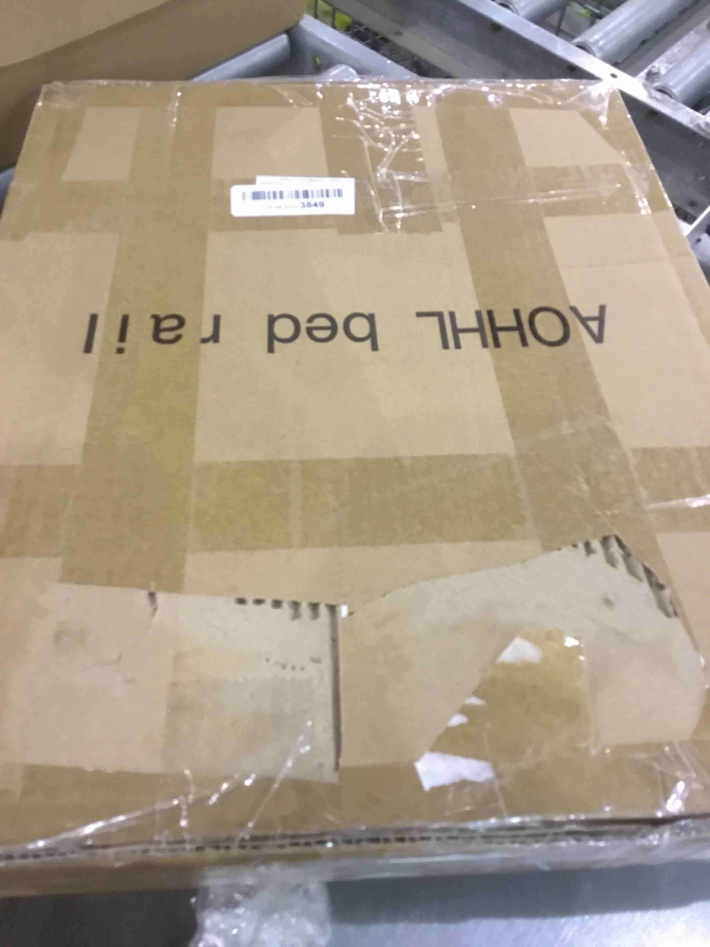 https://s3.amazonaws.com/lotting-images-prod/BargainHunt/EXS01313820_1711454221875.jpeg