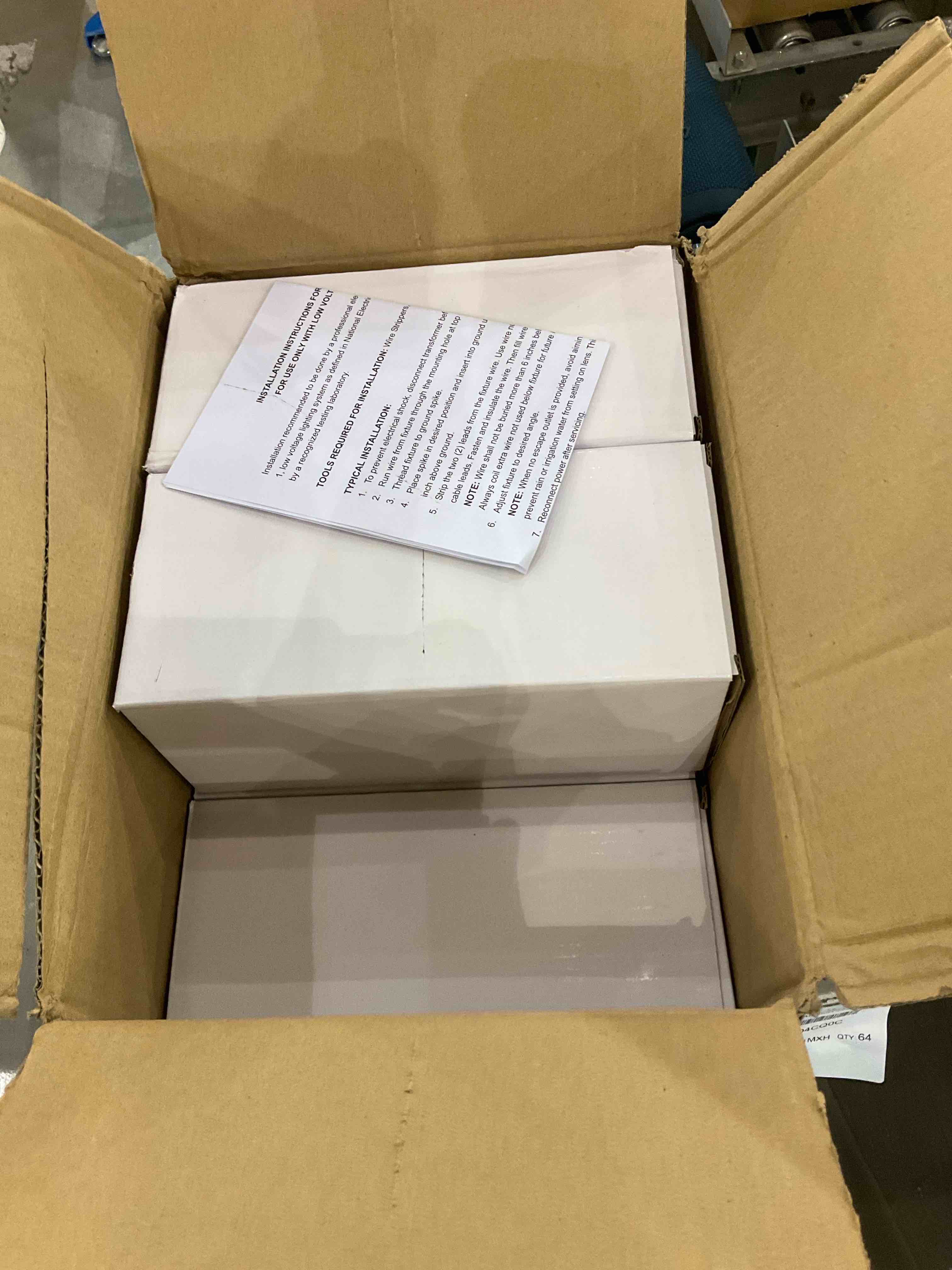 https://s3.amazonaws.com/lotting-images-prod/BargainHunt/EXS01314001_1709913399497.jpeg
