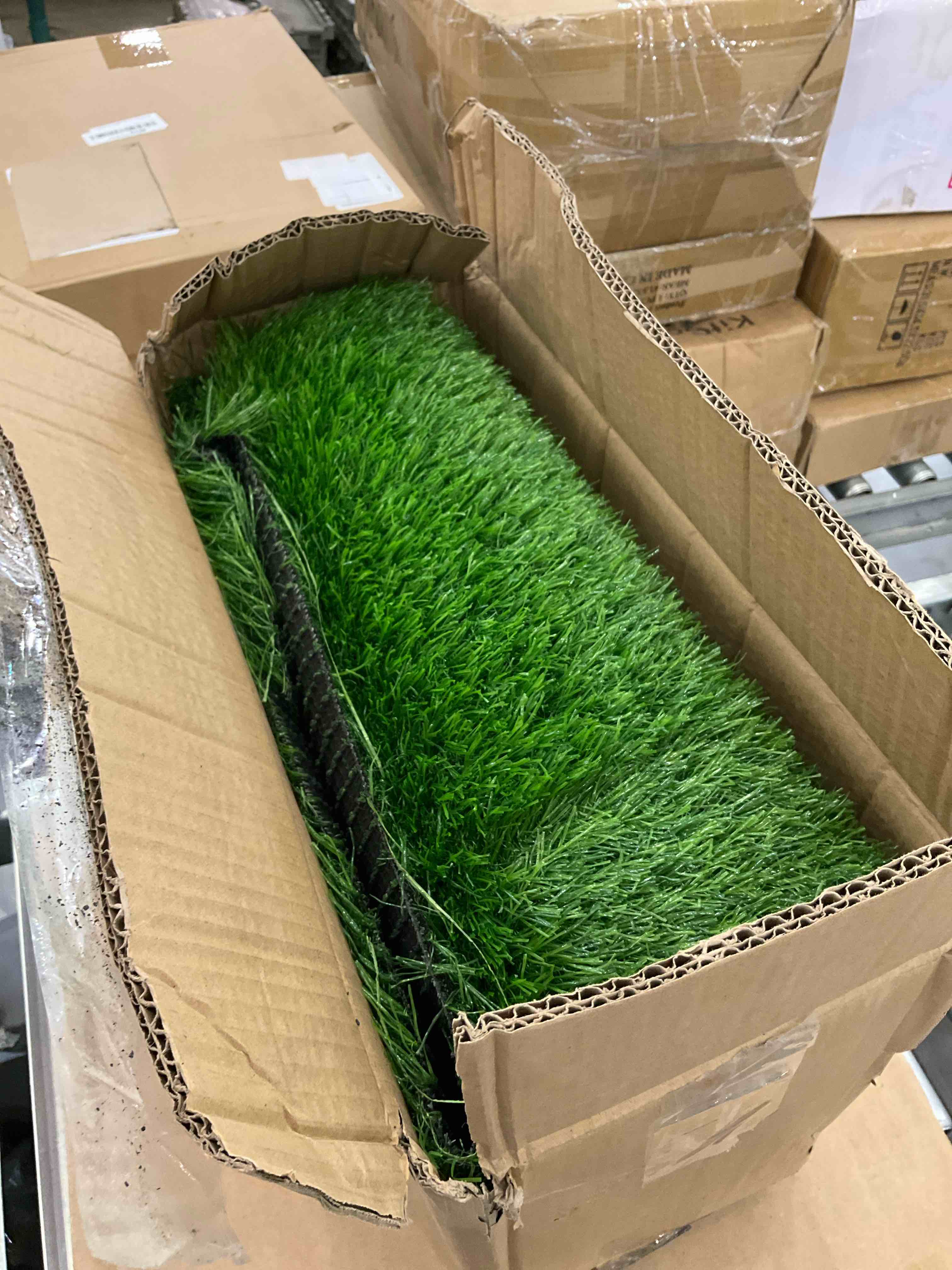 fake grass 