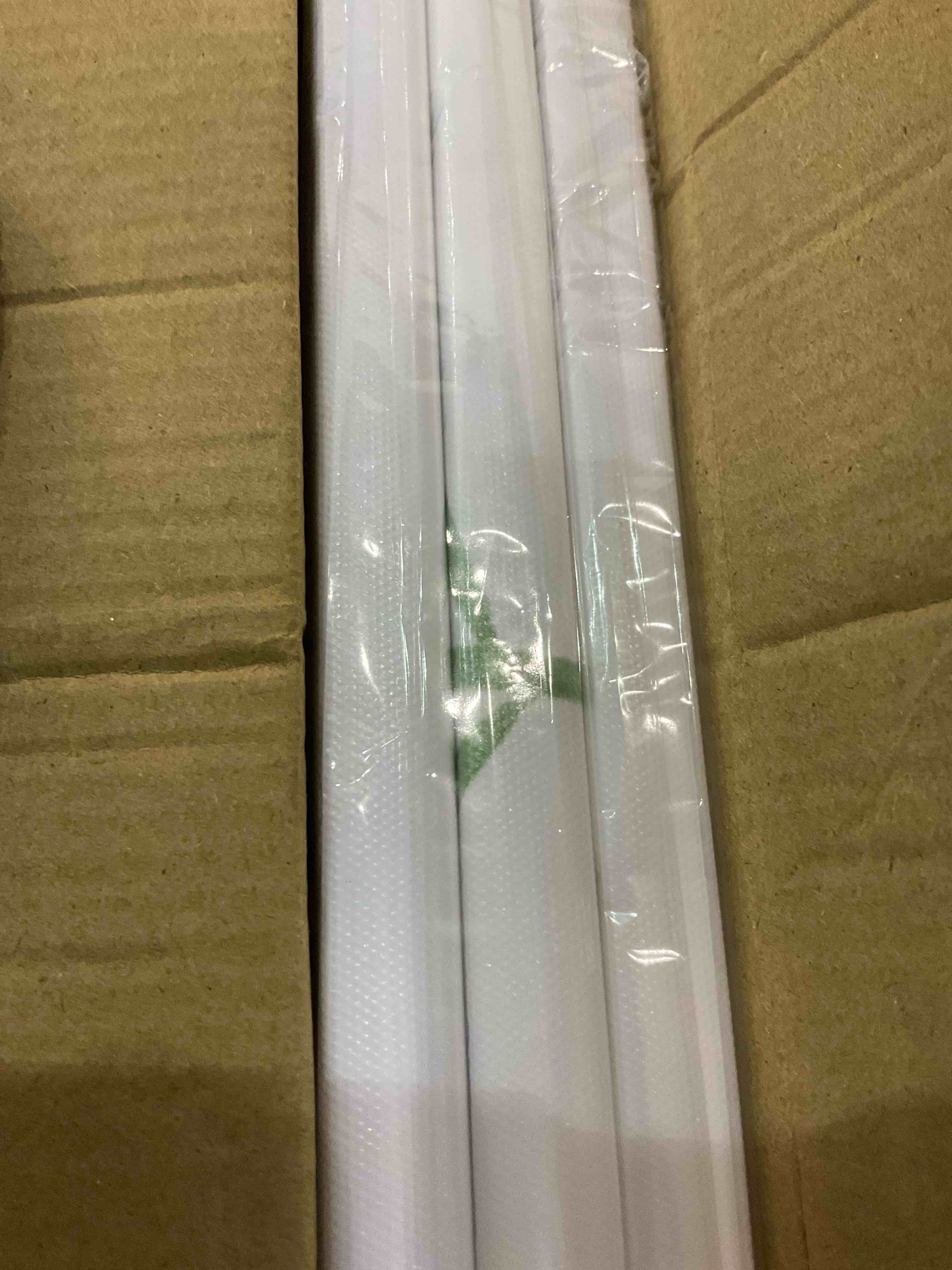 https://s3.amazonaws.com/lotting-images-prod/BargainHunt/EXS01315839_1712664658761.jpeg