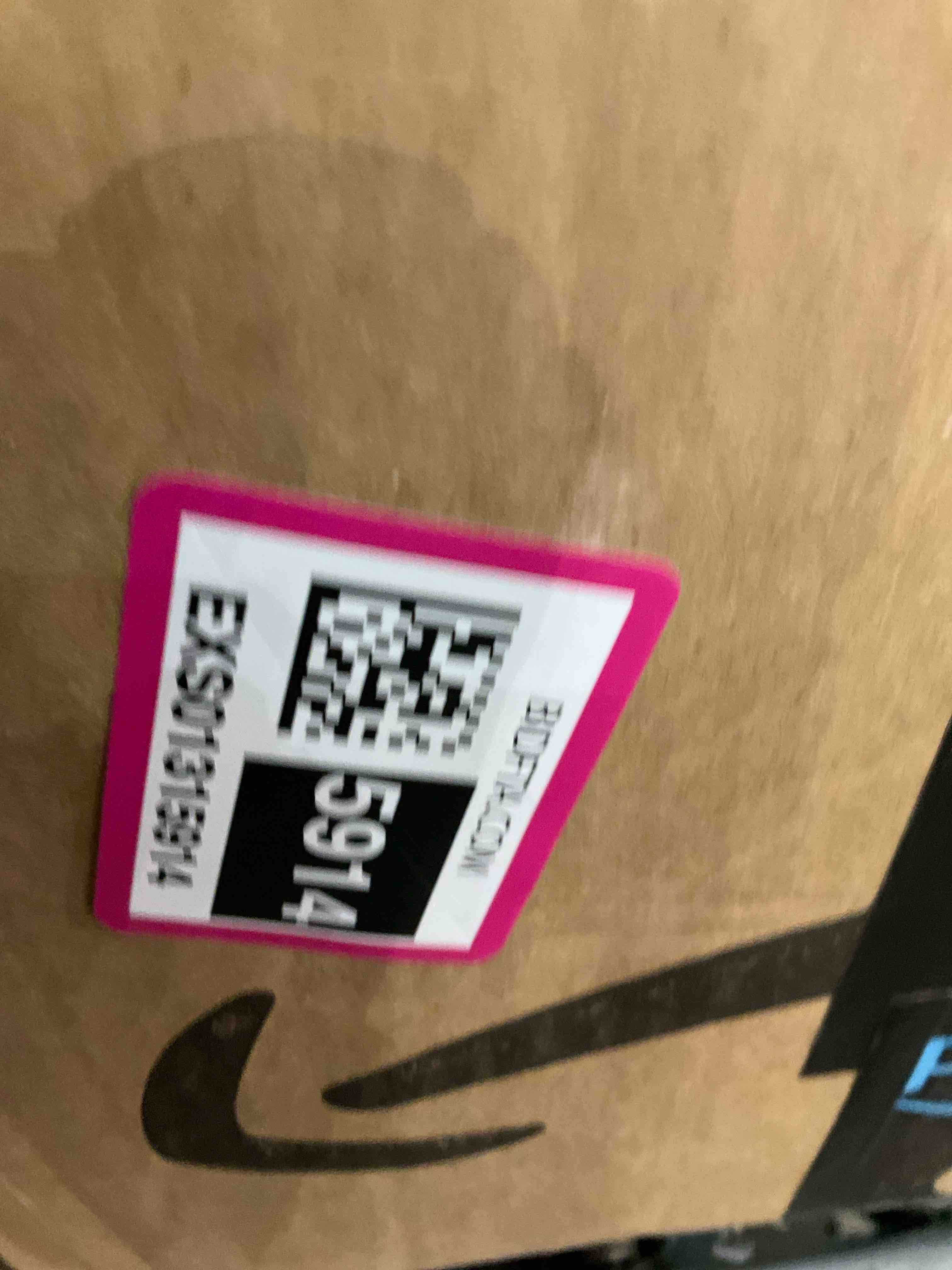 https://s3.amazonaws.com/lotting-images-prod/BargainHunt/EXS01315914_1712676313461.jpeg