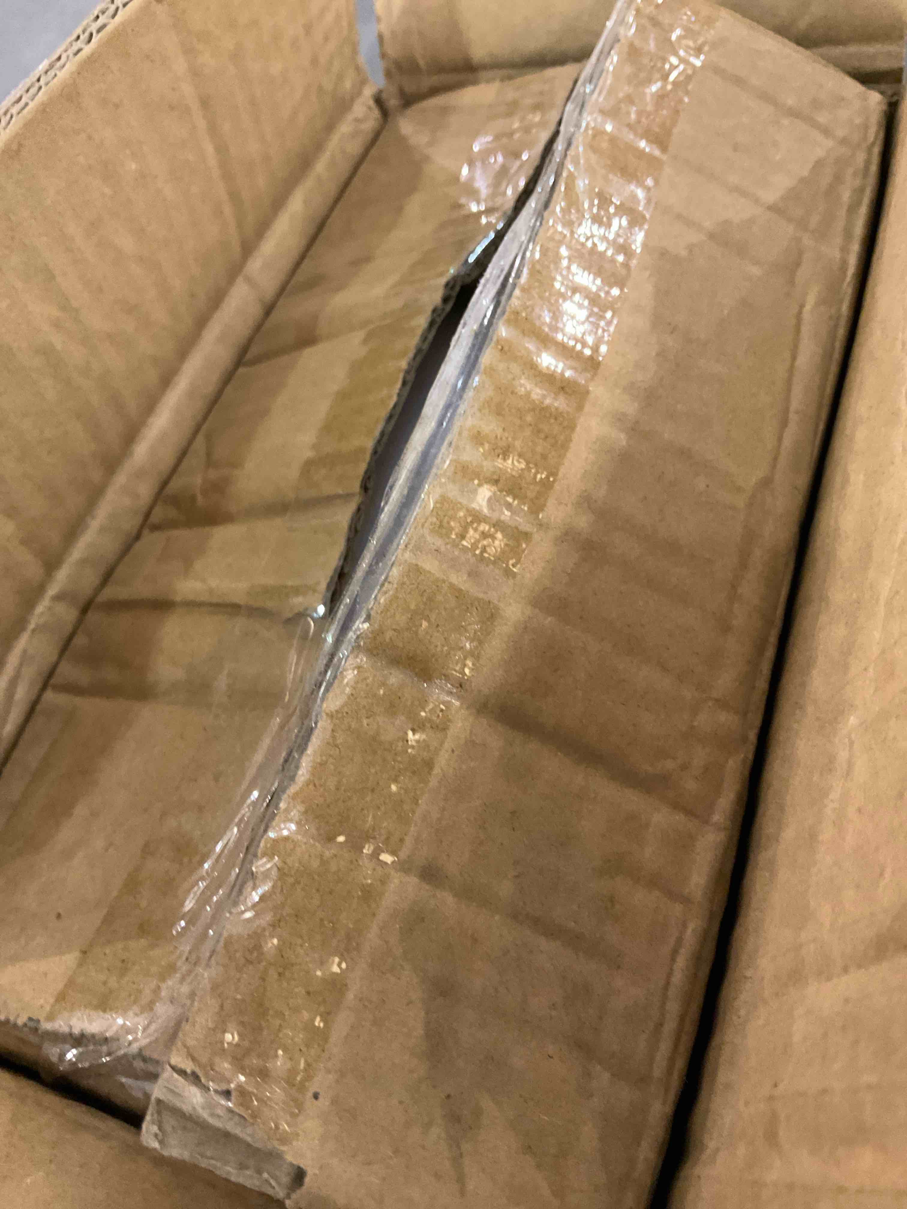 https://s3.amazonaws.com/lotting-images-prod/BargainHunt/EXS01315920_1712676817290.jpeg
