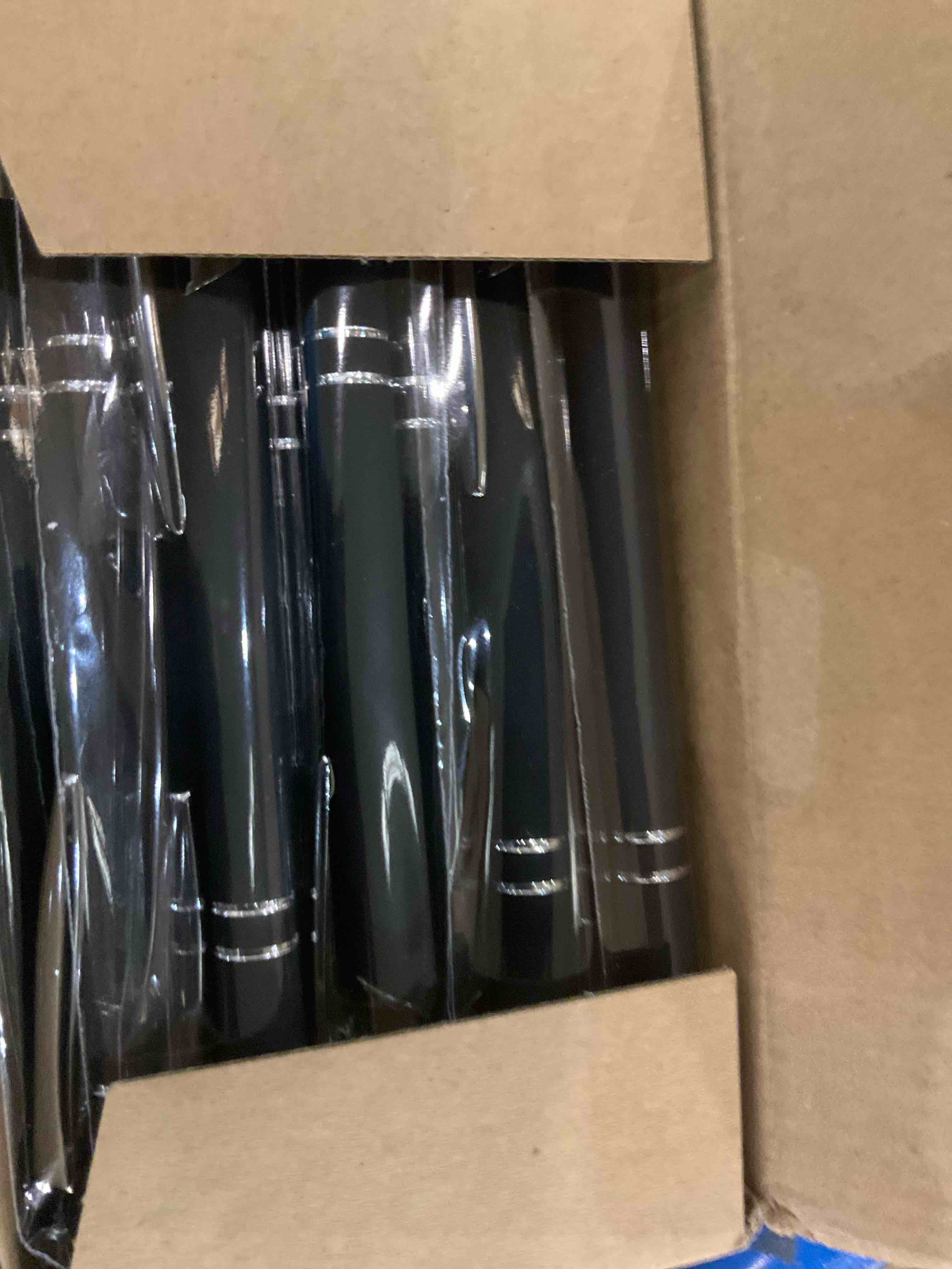 https://s3.amazonaws.com/lotting-images-prod/BargainHunt/EXS01316000_1712752870557.jpeg