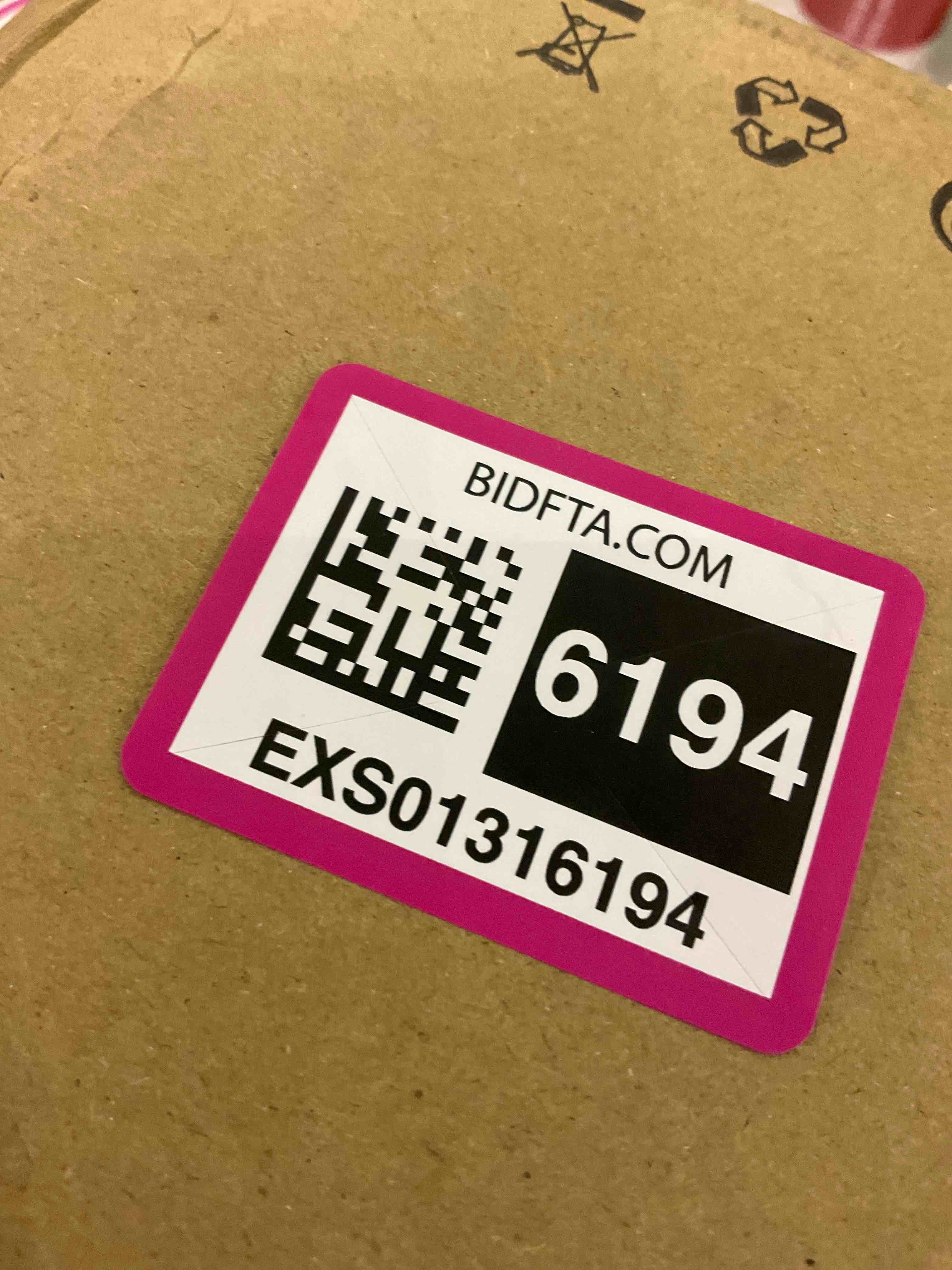 https://s3.amazonaws.com/lotting-images-prod/BargainHunt/EXS01316194_1712073143331.jpeg