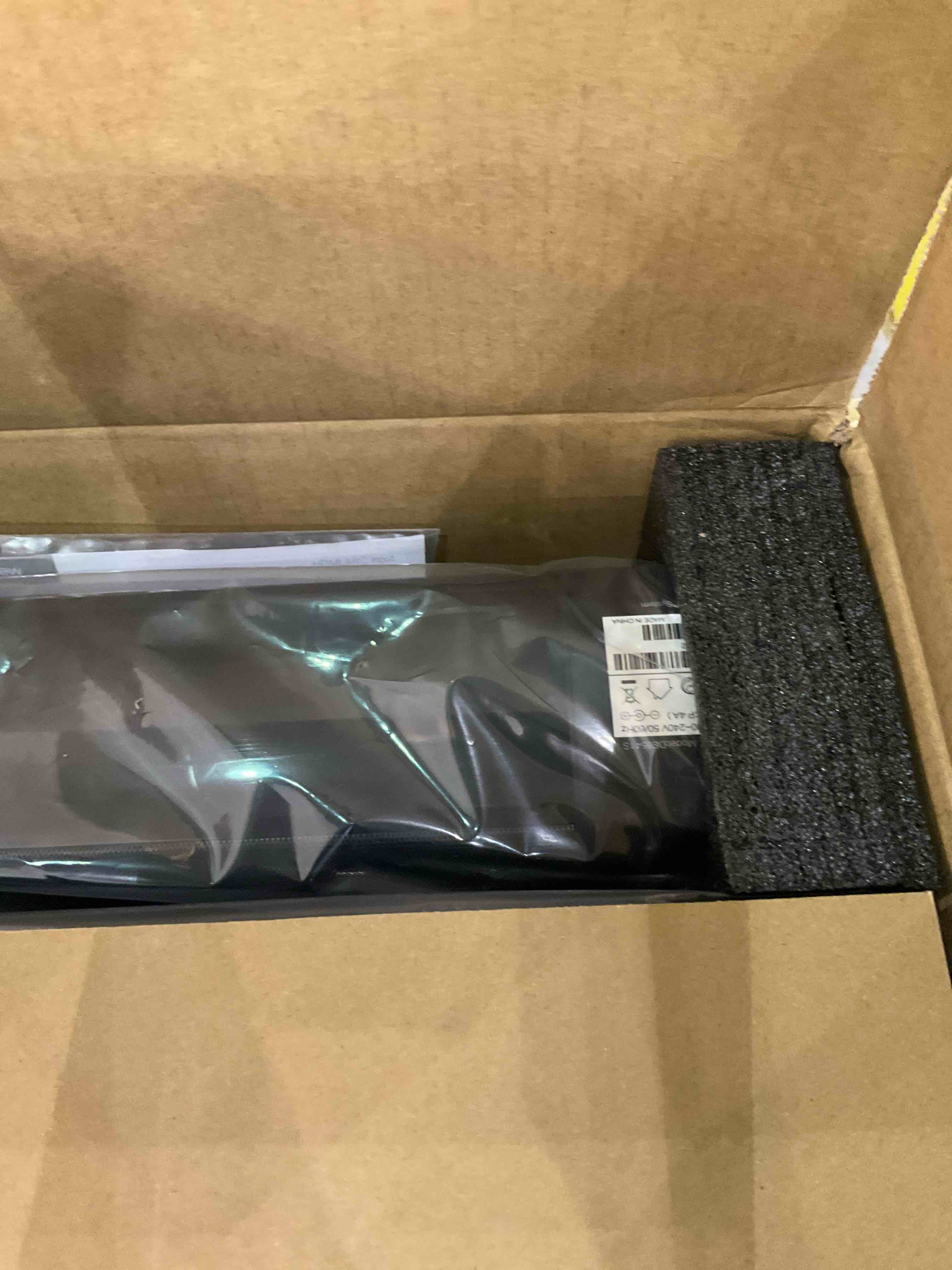https://s3.amazonaws.com/lotting-images-prod/BargainHunt/EXS01316194_1712073172374.jpeg