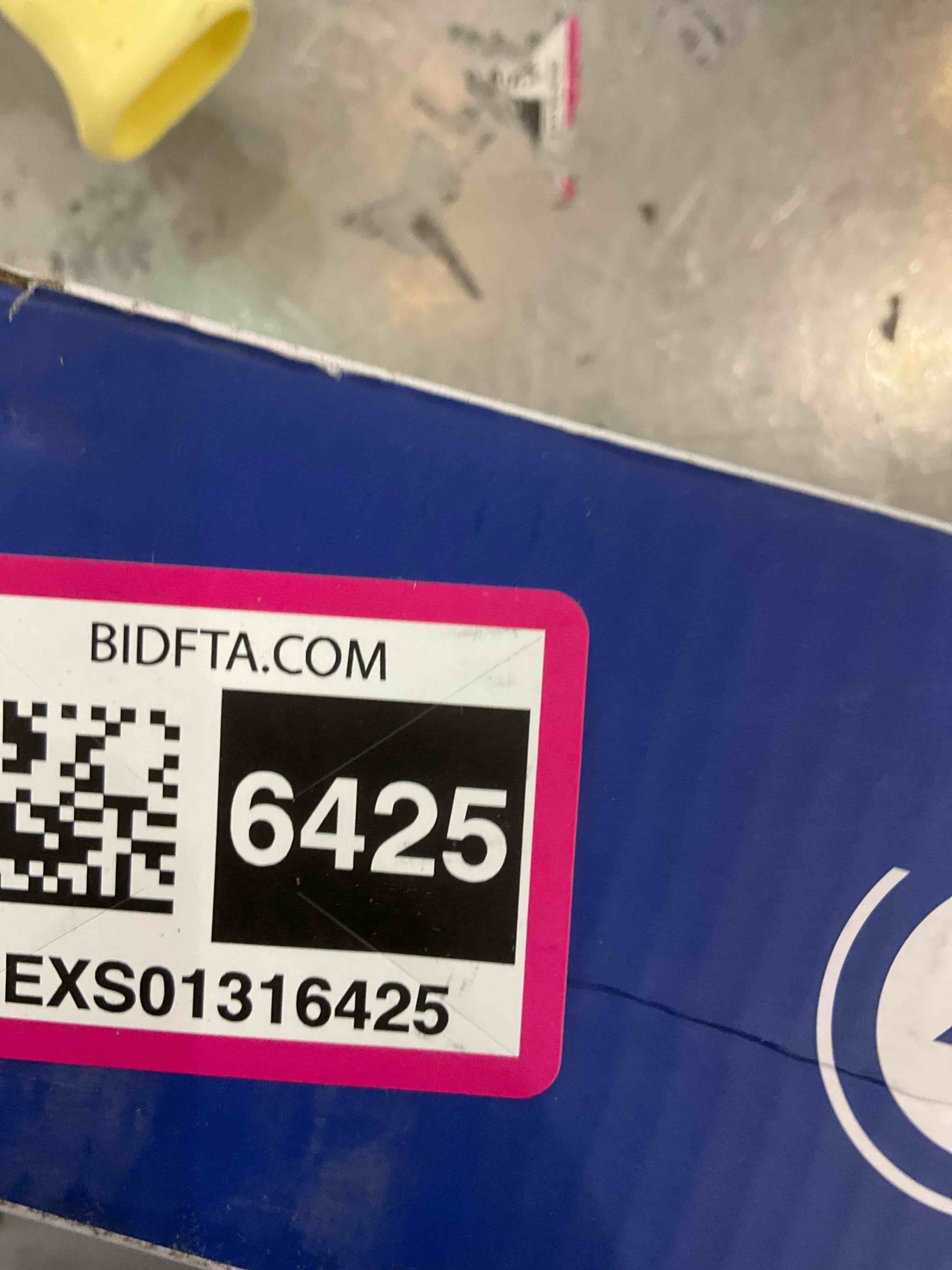 https://s3.amazonaws.com/lotting-images-prod/BargainHunt/EXS01316425_1712239344385.jpeg