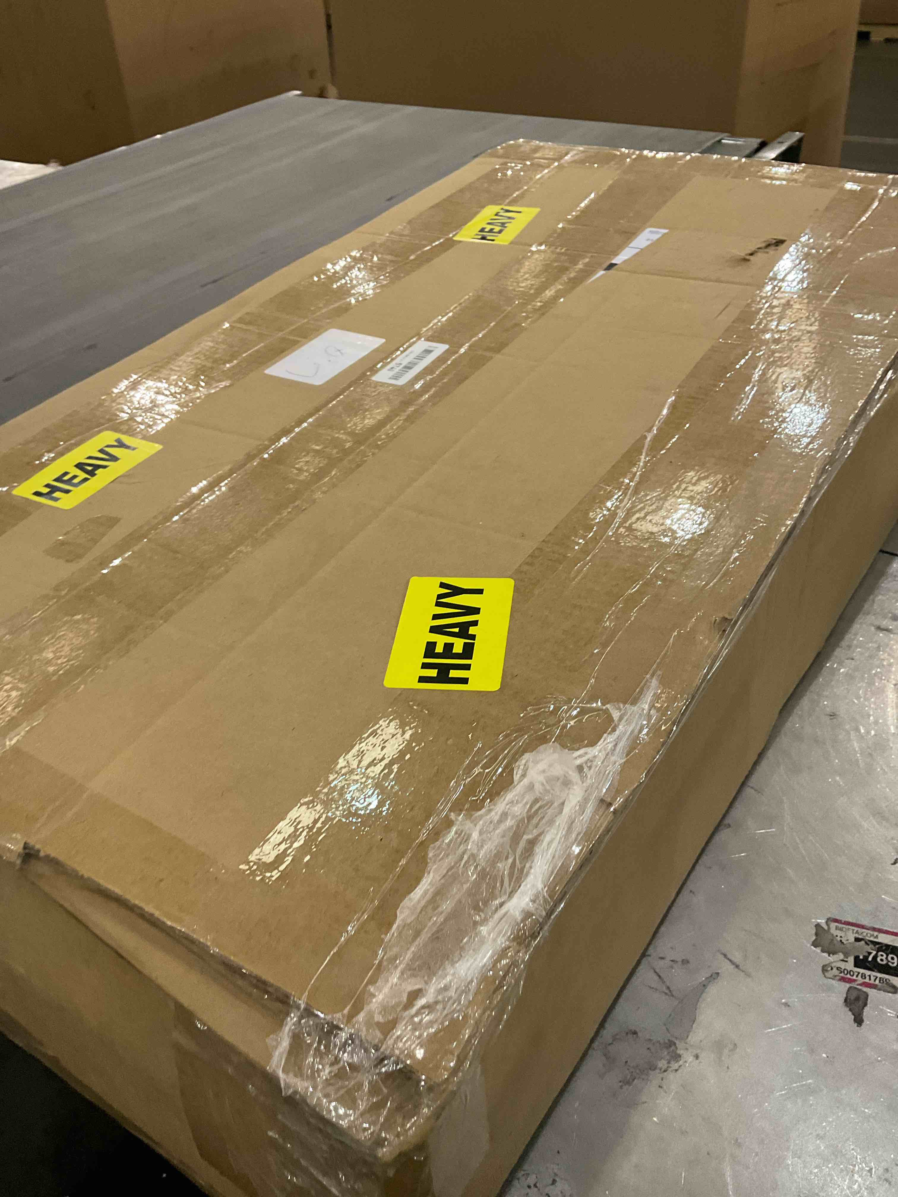 https://s3.amazonaws.com/lotting-images-prod/BargainHunt/EXS01317130_1710513057984.jpeg