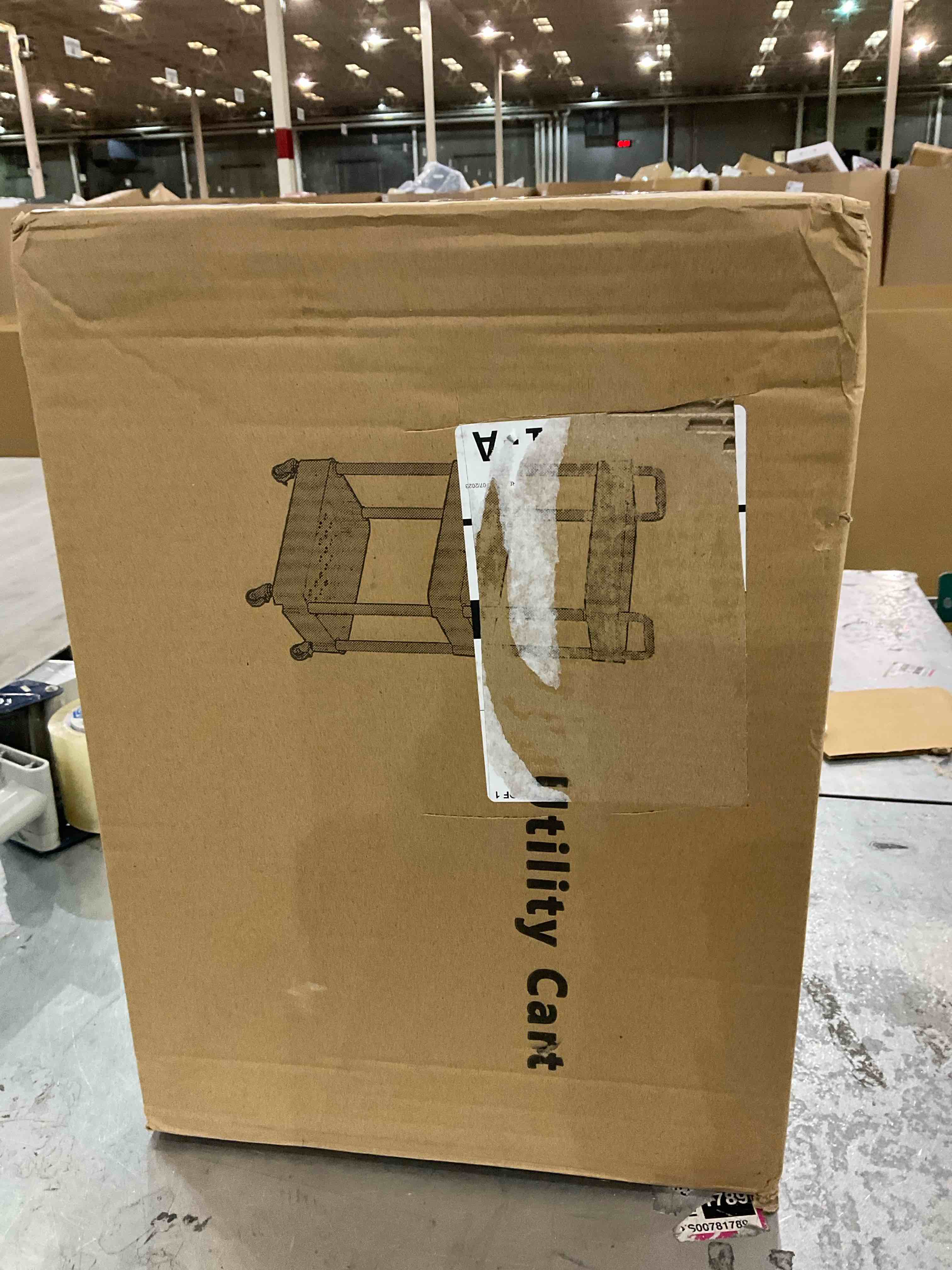 https://s3.amazonaws.com/lotting-images-prod/BargainHunt/EXS01317166_1710516295015.jpeg