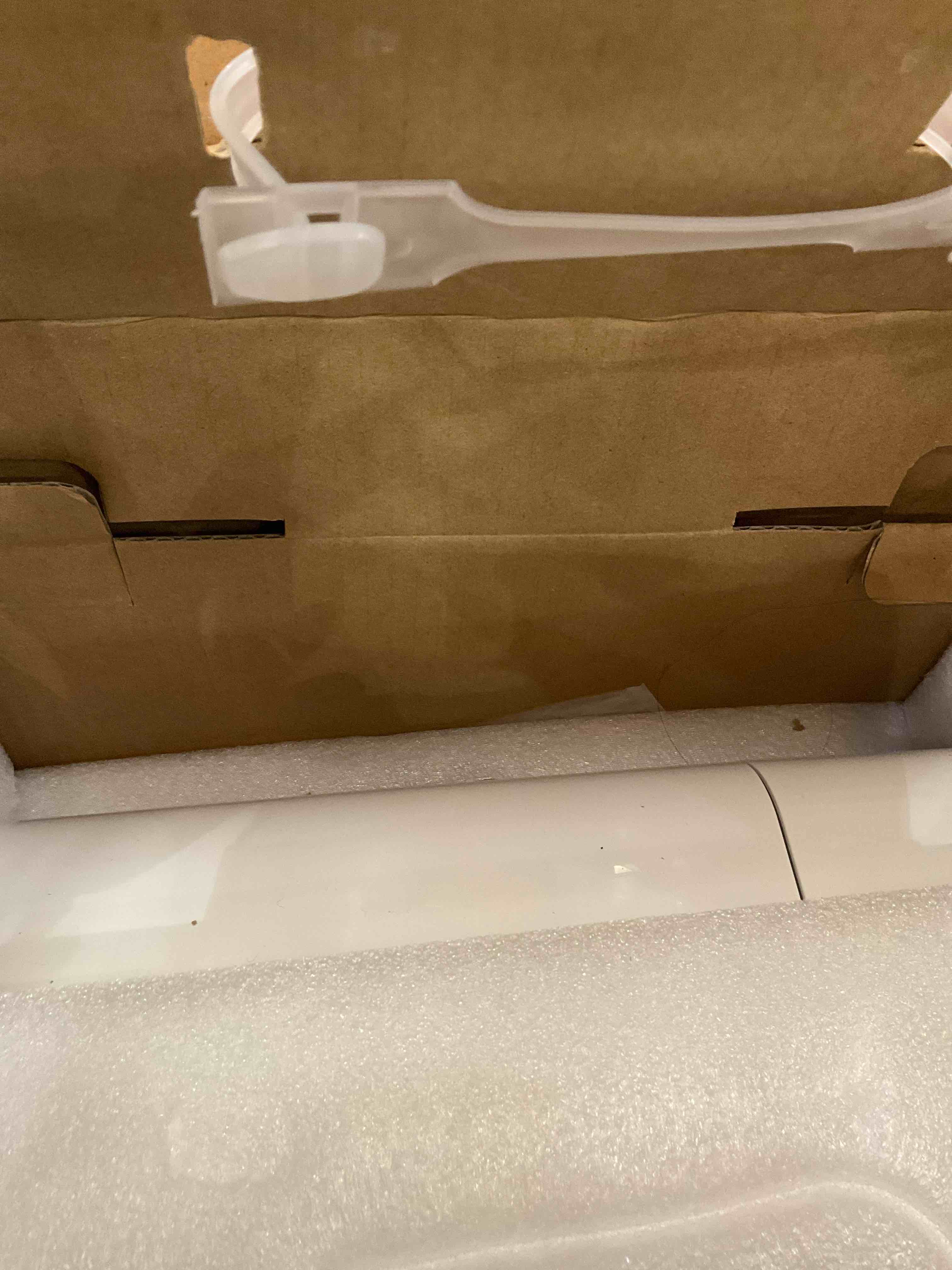 https://s3.amazonaws.com/lotting-images-prod/BargainHunt/EXS01317416_1710782082883.jpeg