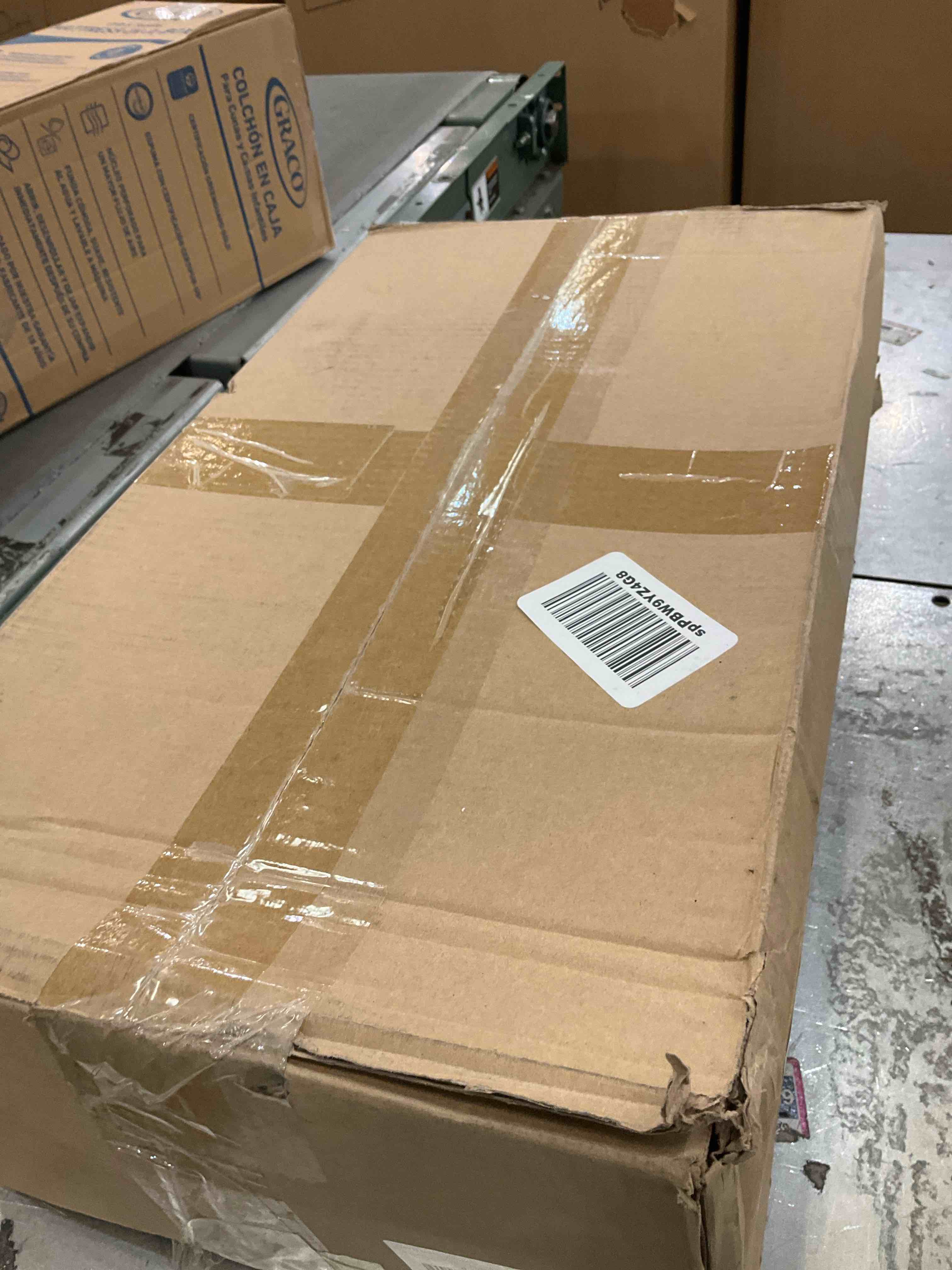 https://s3.amazonaws.com/lotting-images-prod/BargainHunt/EXS01317438_1710784334465.jpeg