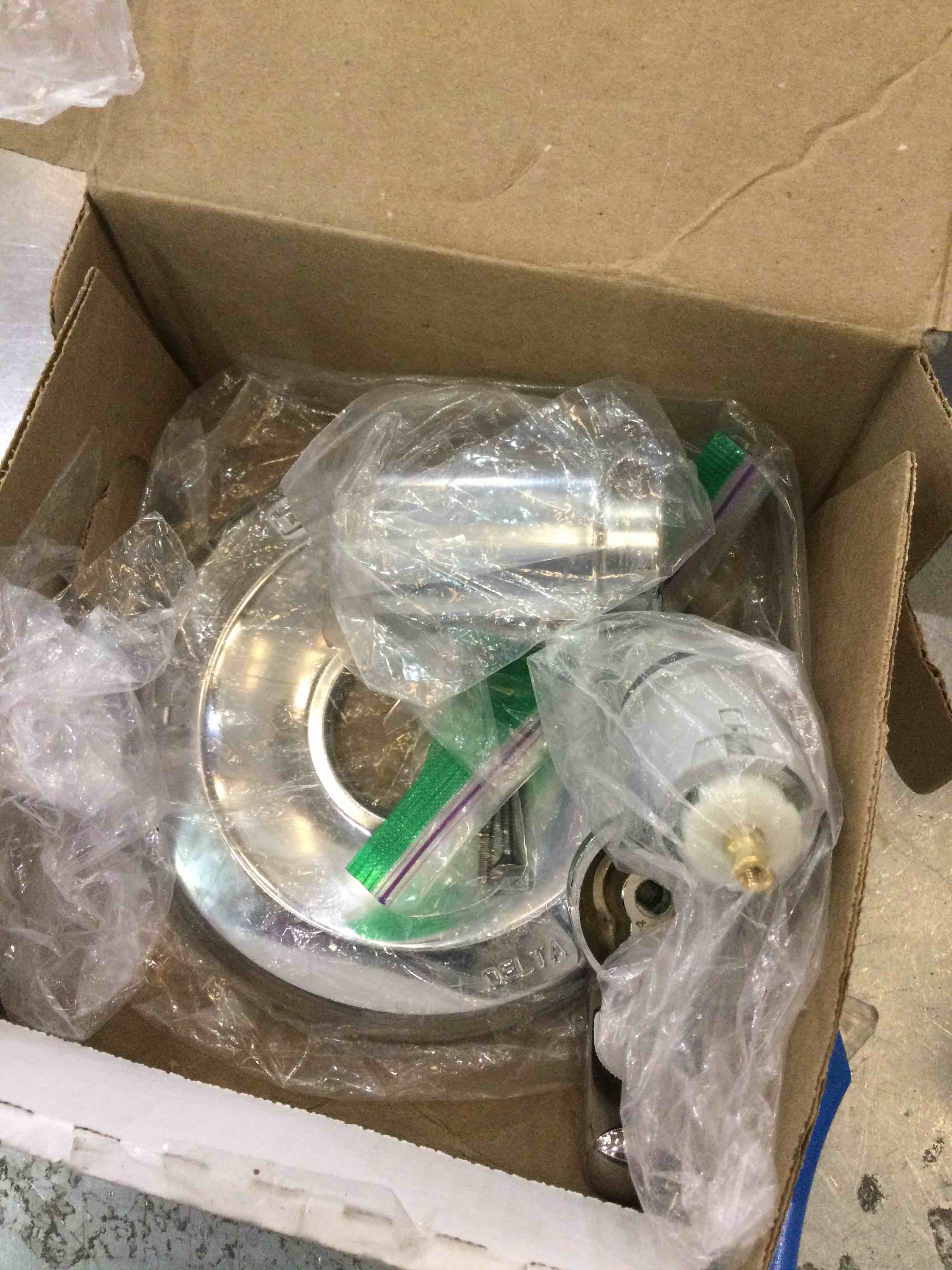 https://s3.amazonaws.com/lotting-images-prod/BargainHunt/EXS01317568_1711040961578.jpeg