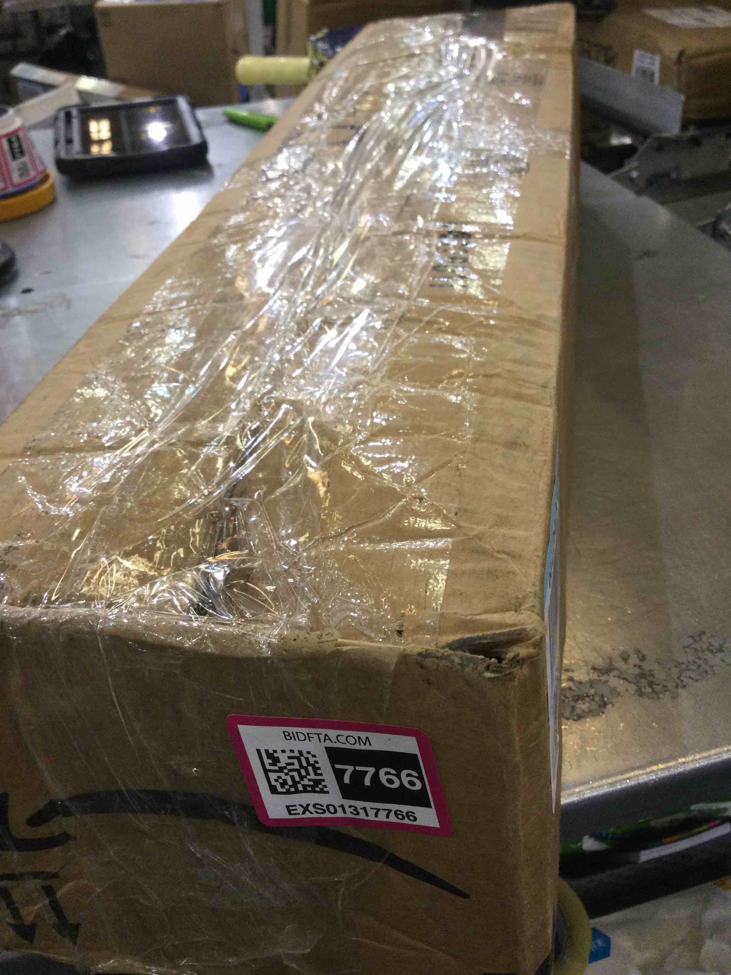 https://s3.amazonaws.com/lotting-images-prod/BargainHunt/EXS01317766_1711127012187.jpeg