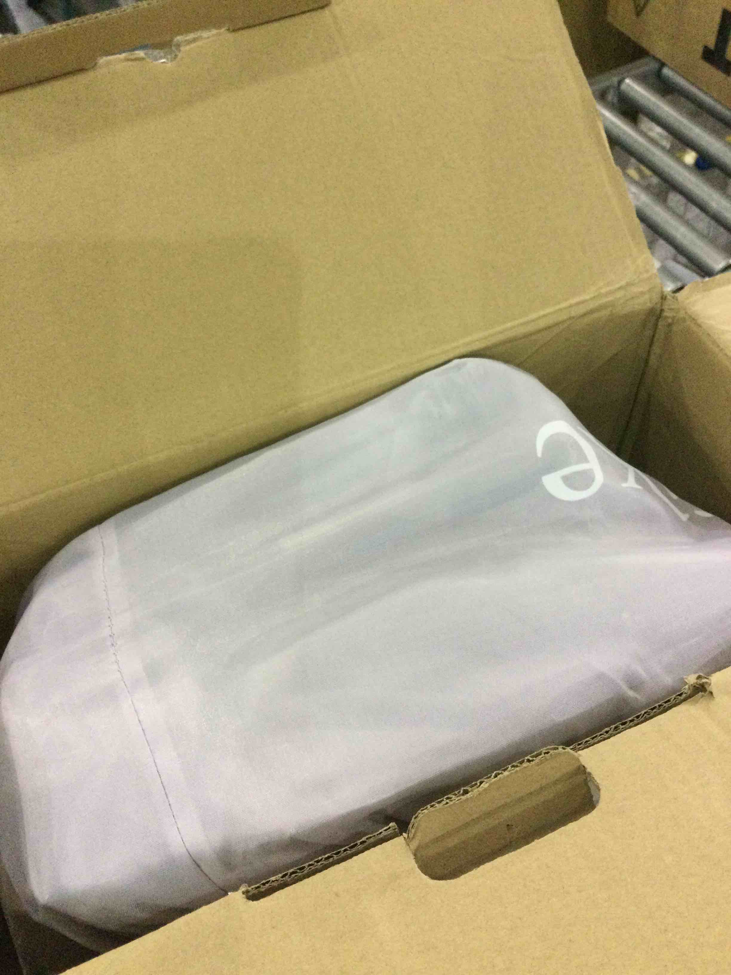 https://s3.amazonaws.com/lotting-images-prod/BargainHunt/EXS01317808_1711365560402.jpeg