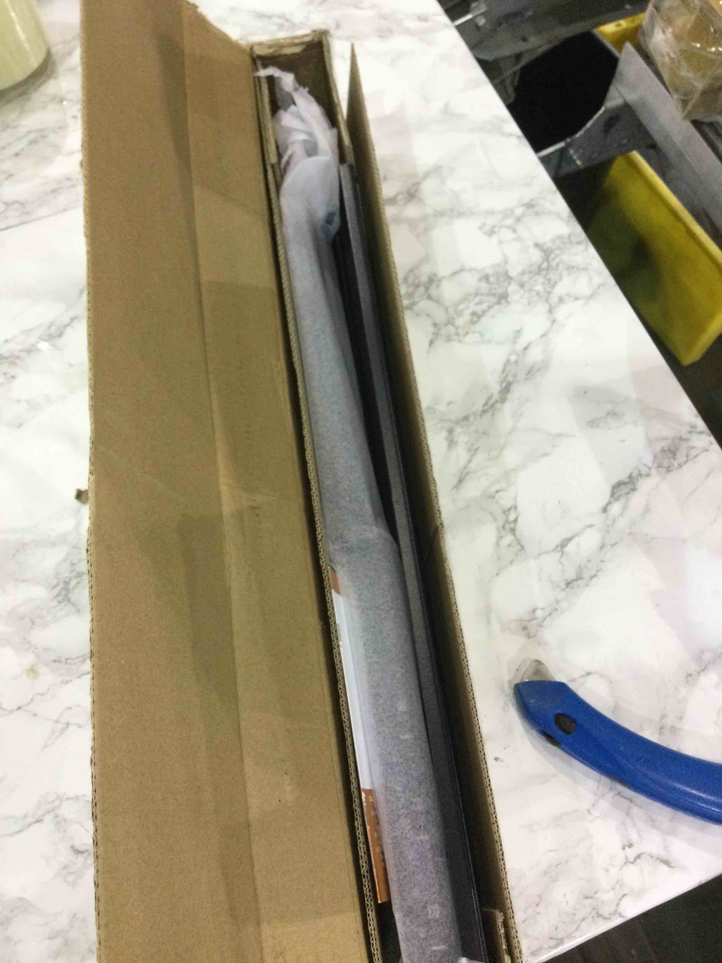 https://s3.amazonaws.com/lotting-images-prod/BargainHunt/EXS01317810_1711365822579.jpeg