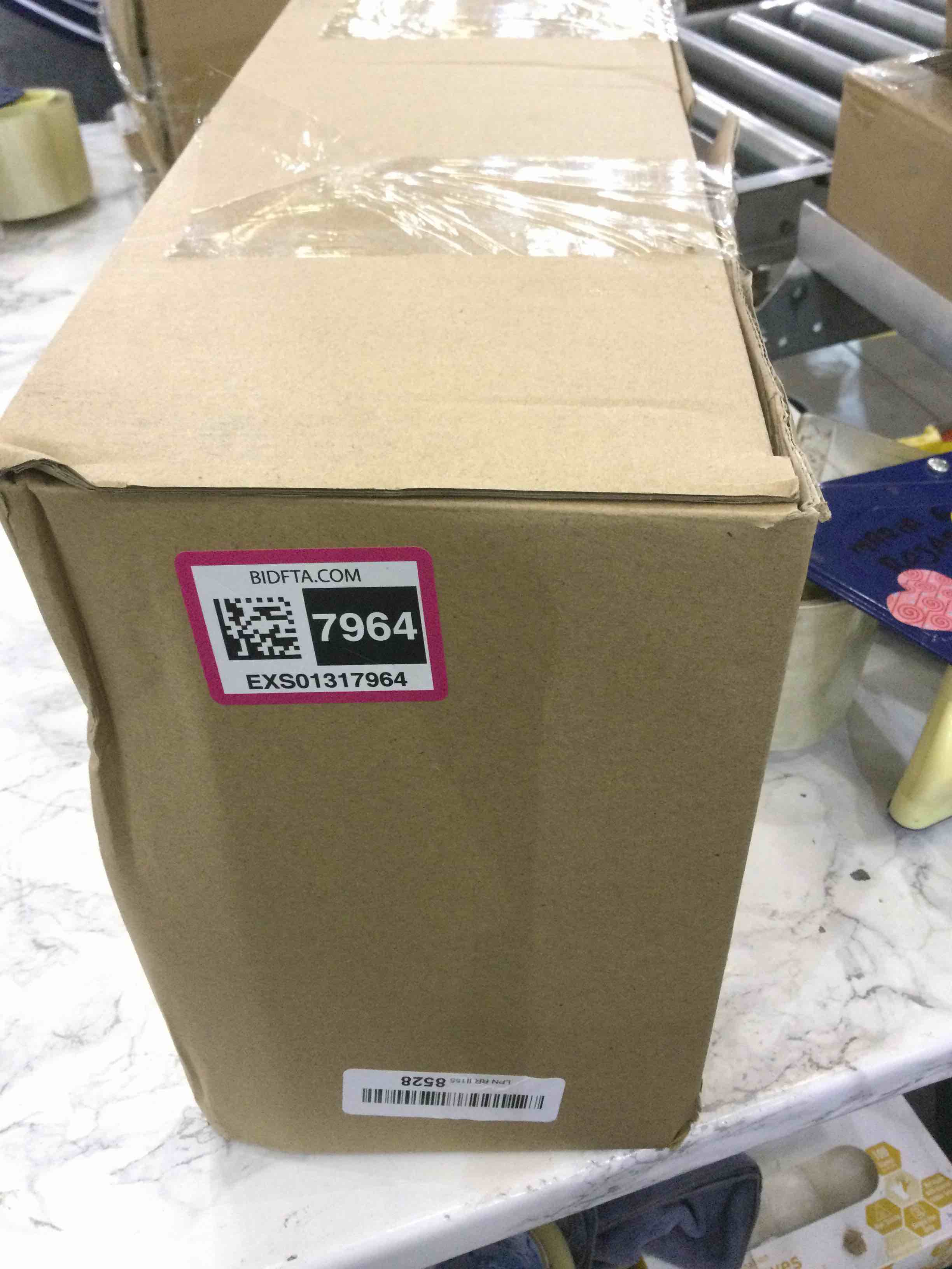 https://s3.amazonaws.com/lotting-images-prod/BargainHunt/EXS01317964_1711387017240.jpeg