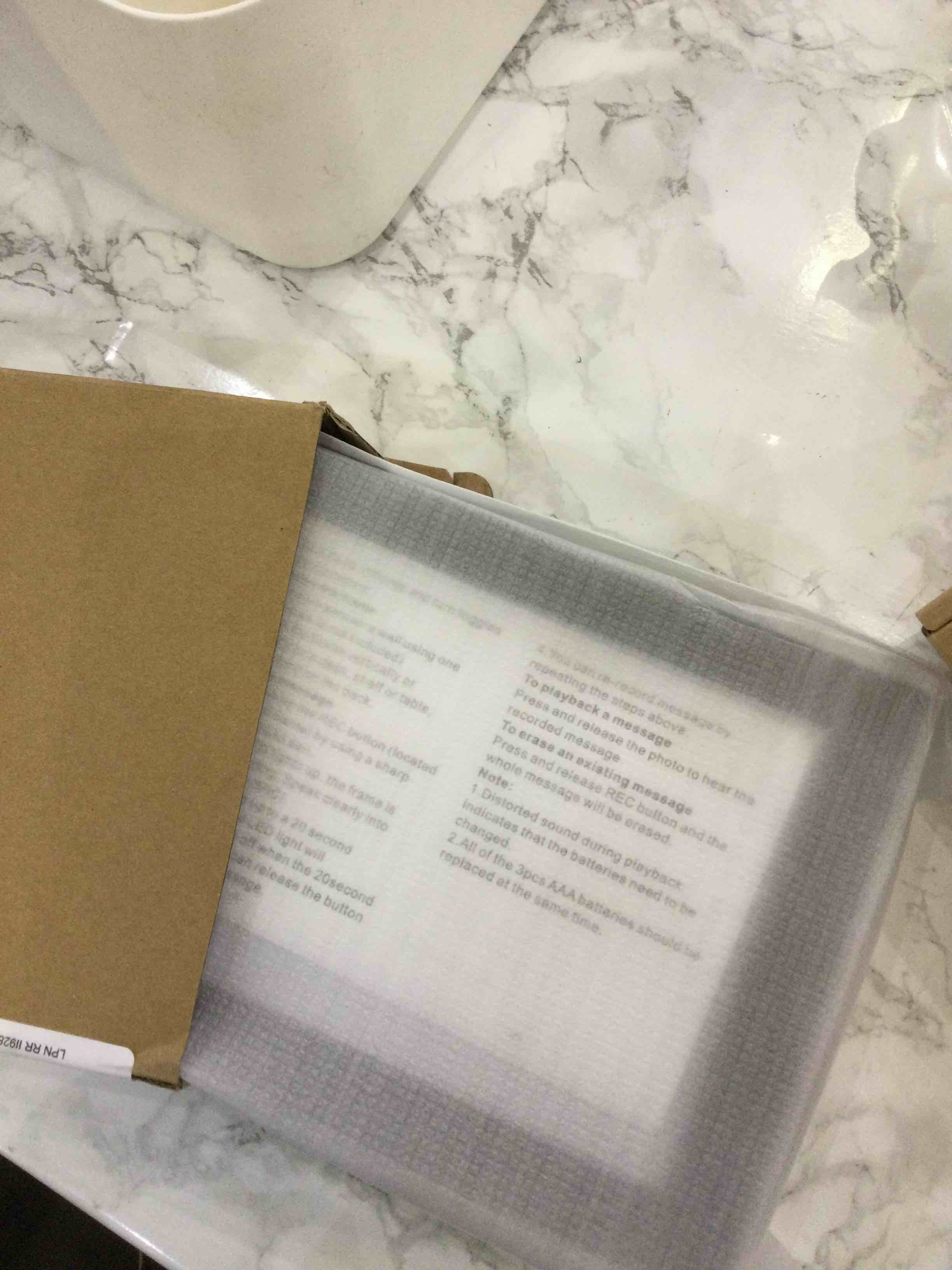https://s3.amazonaws.com/lotting-images-prod/BargainHunt/EXS01317996_1711391119748.jpeg