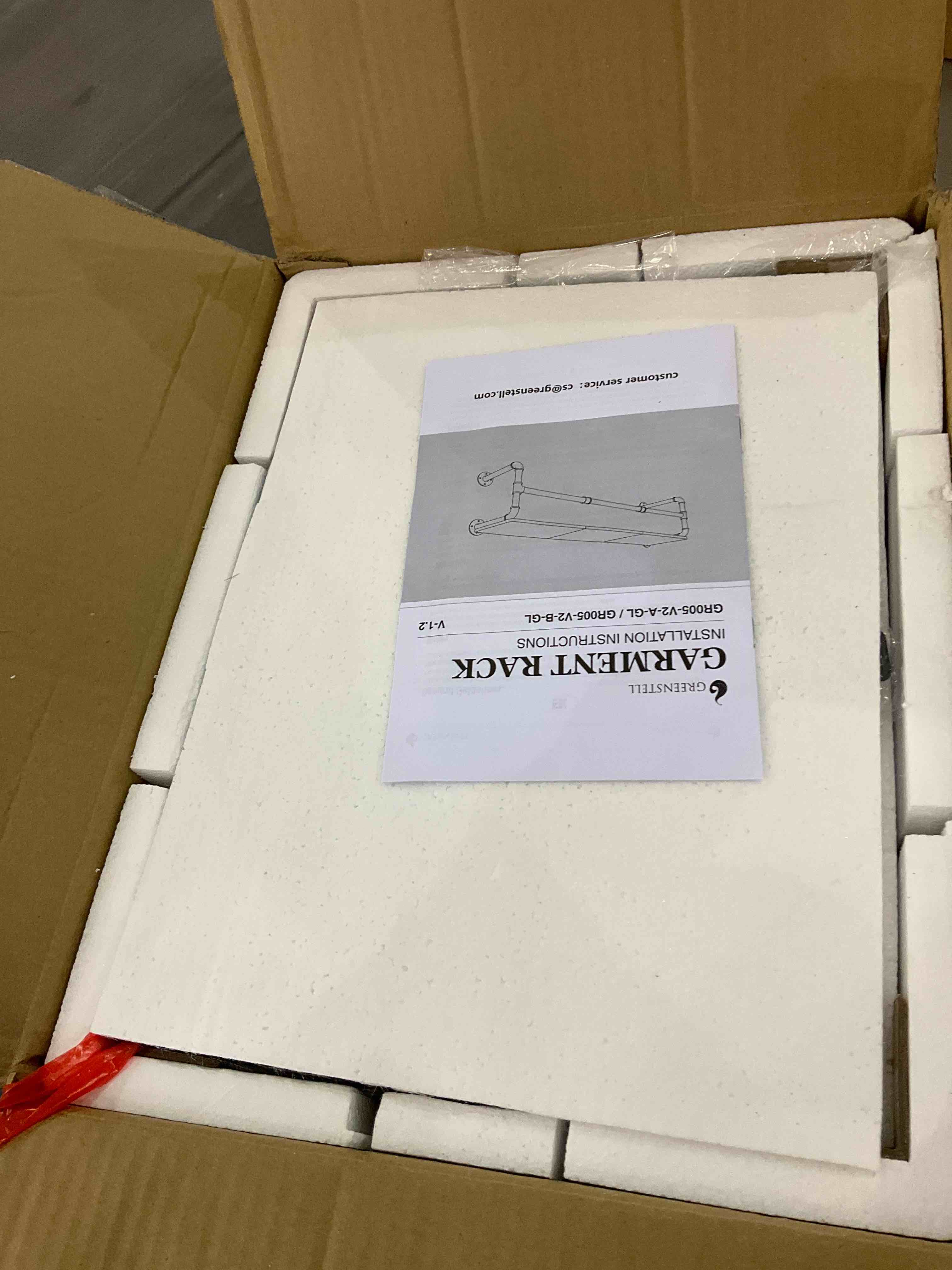 https://s3.amazonaws.com/lotting-images-prod/BargainHunt/EXS01318171_1710515579842.jpeg