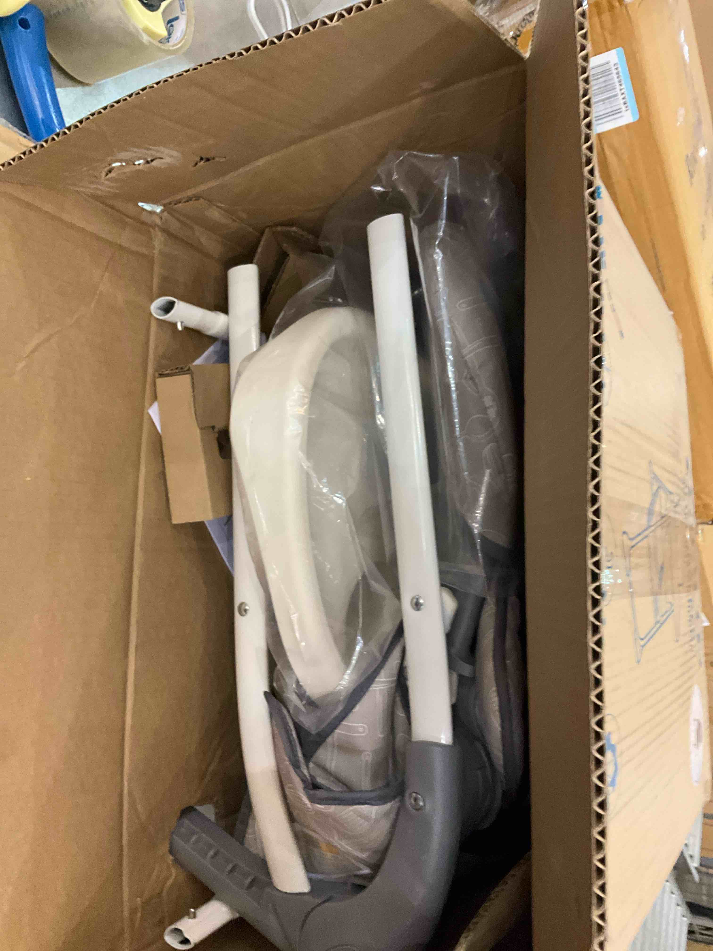 https://s3.amazonaws.com/lotting-images-prod/BargainHunt/EXS01318347_1710787826052.jpeg