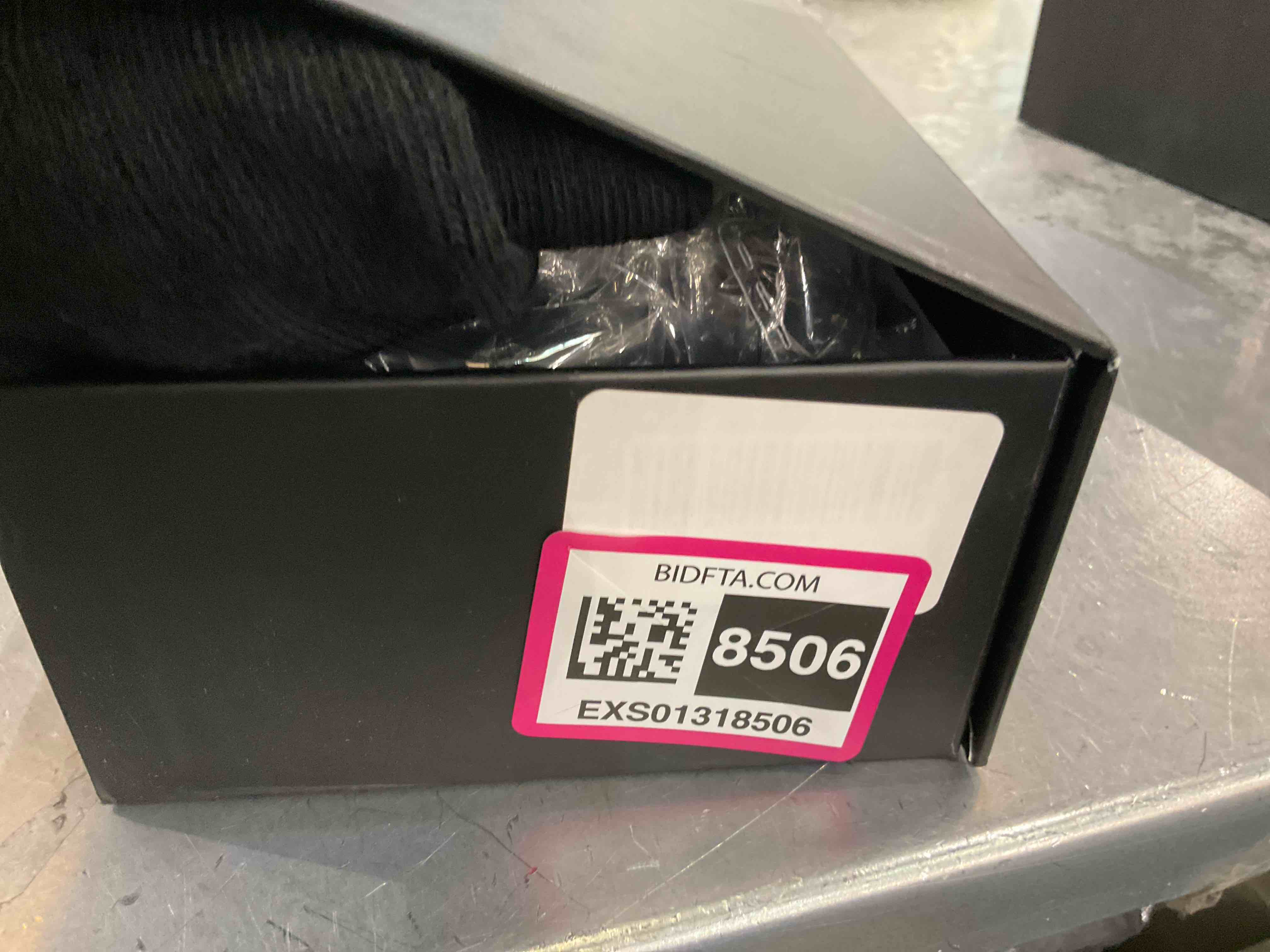 savior heat  socks small black