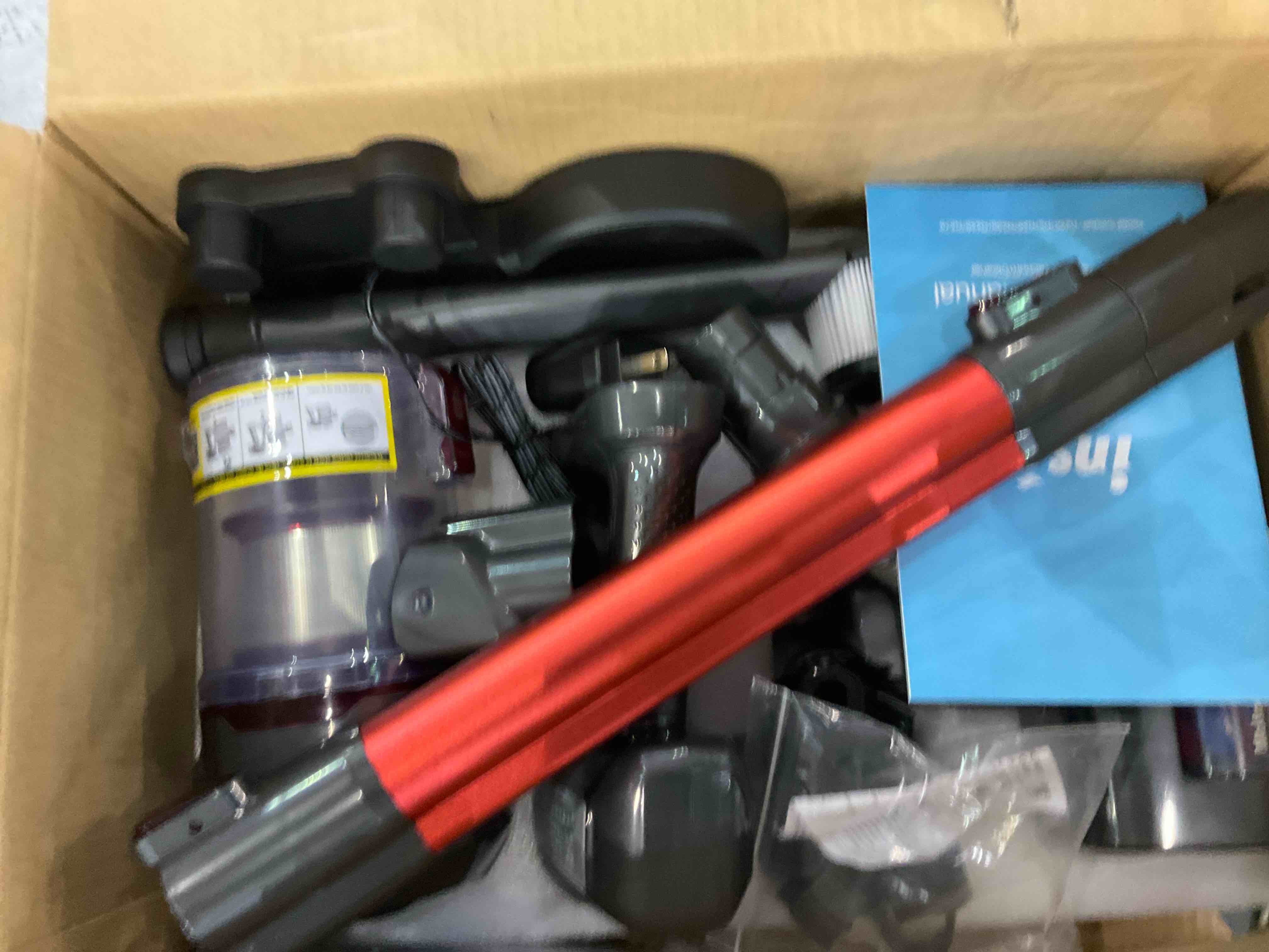 https://s3.amazonaws.com/lotting-images-prod/BargainHunt/EXS01318521_1710157257639.jpeg