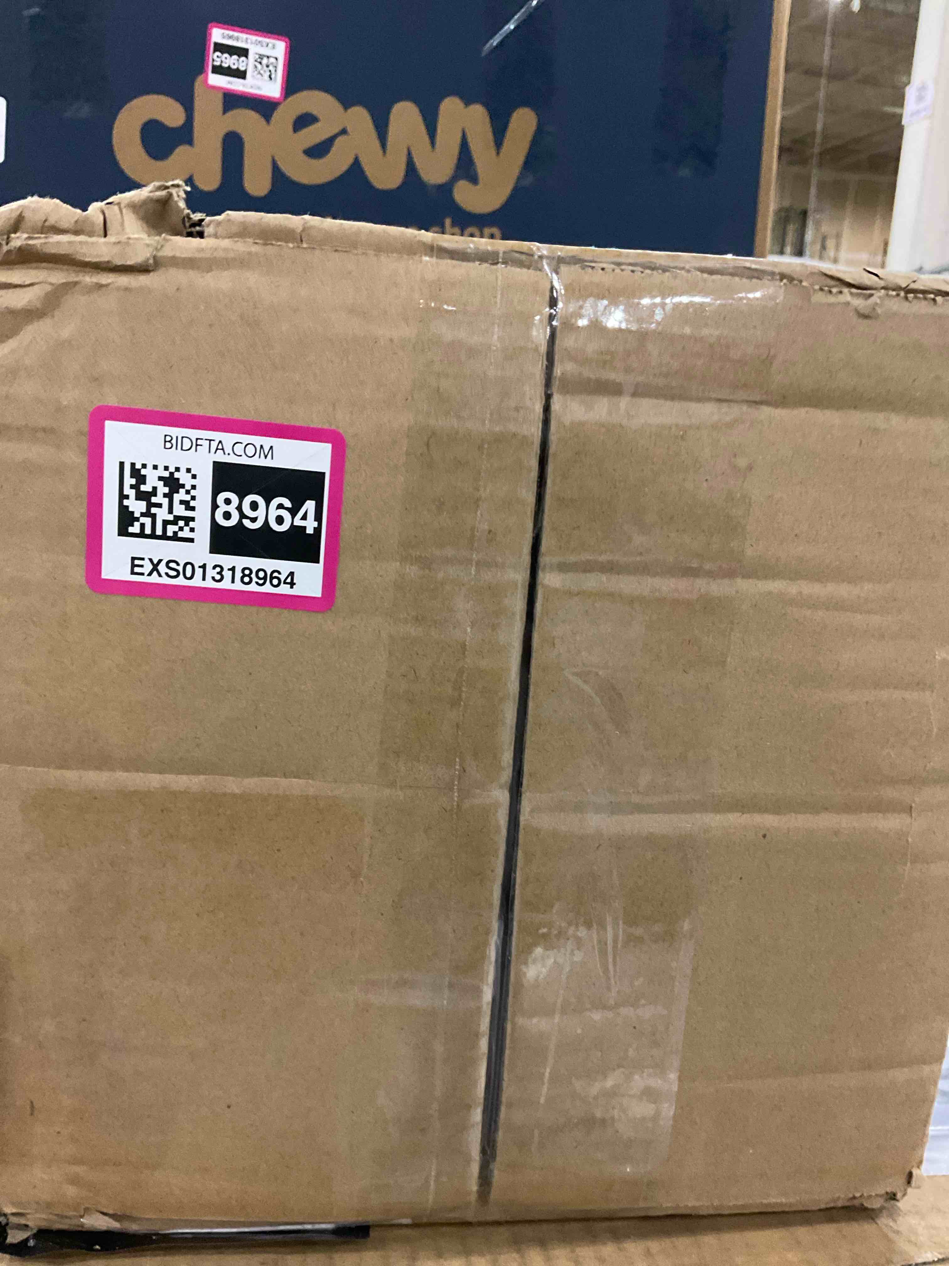 https://s3.amazonaws.com/lotting-images-prod/BargainHunt/EXS01318964_1710762268793.jpeg