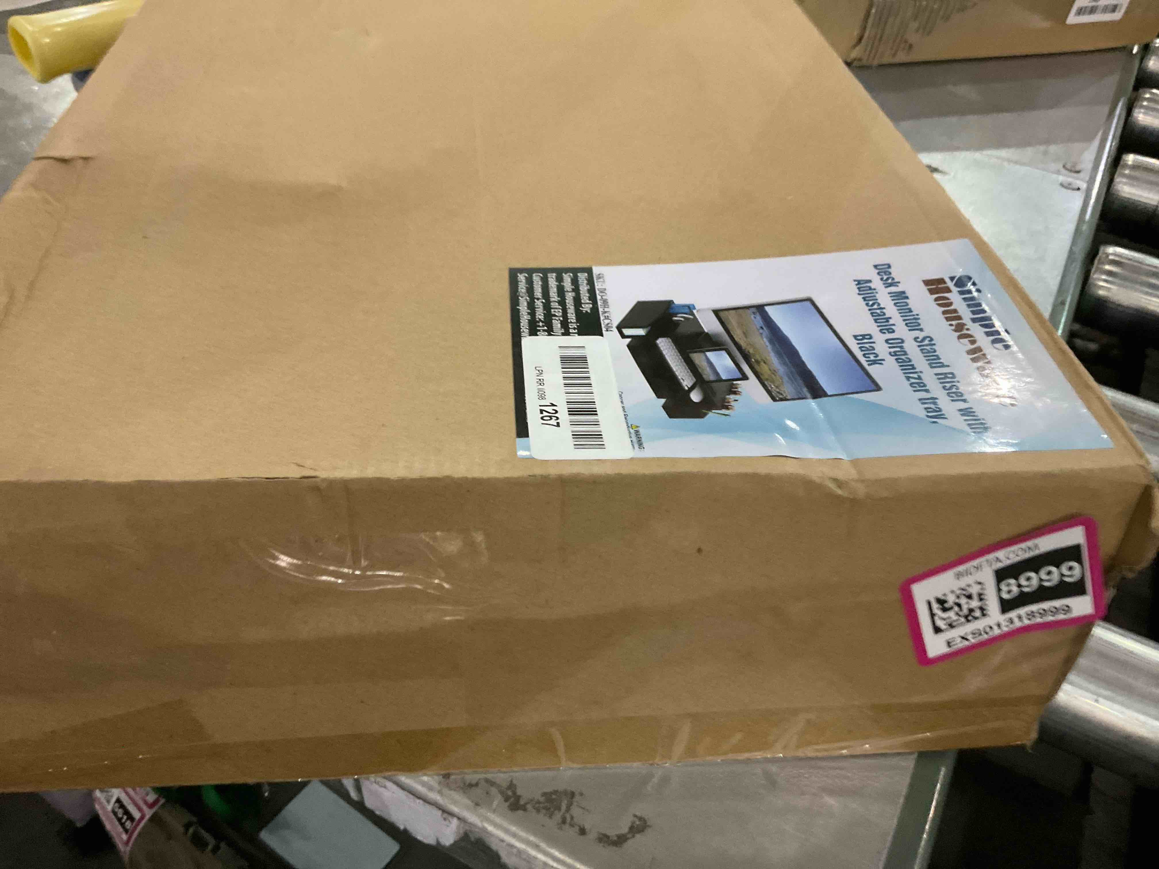 https://s3.amazonaws.com/lotting-images-prod/BargainHunt/EXS01318999_1710766427247.jpeg