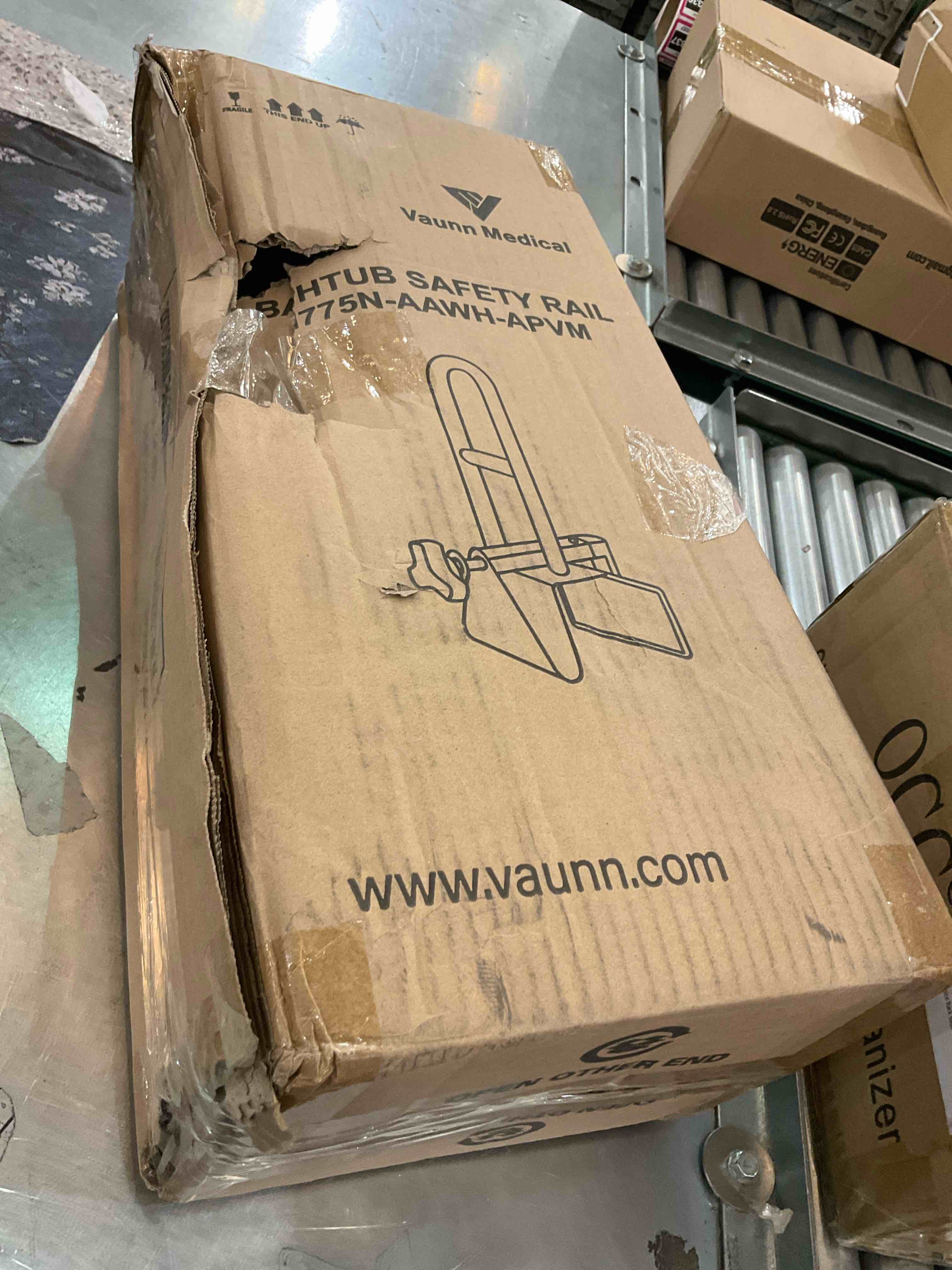 vaunt medical Bathtub safety rail 