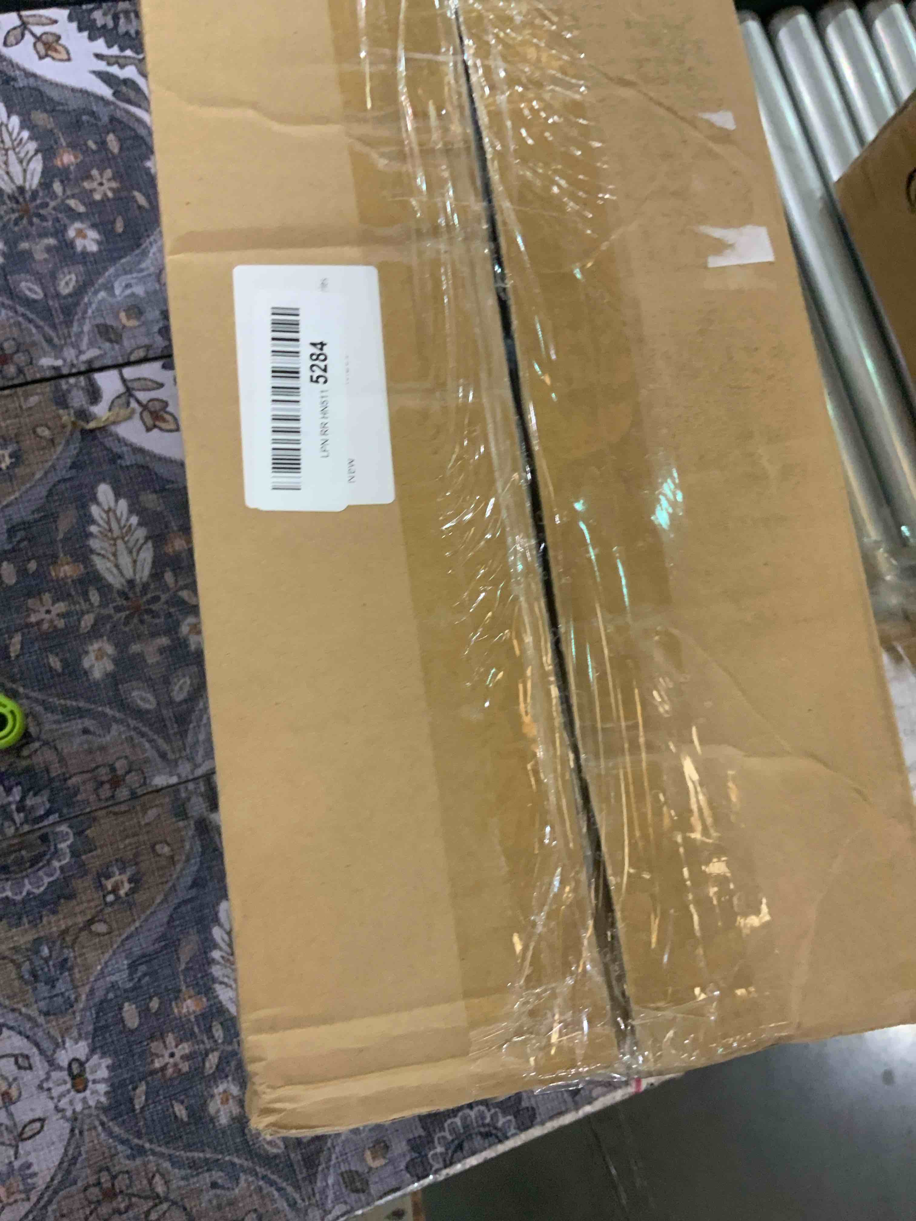 https://s3.amazonaws.com/lotting-images-prod/BargainHunt/EXS01319092_1711034114493.jpeg