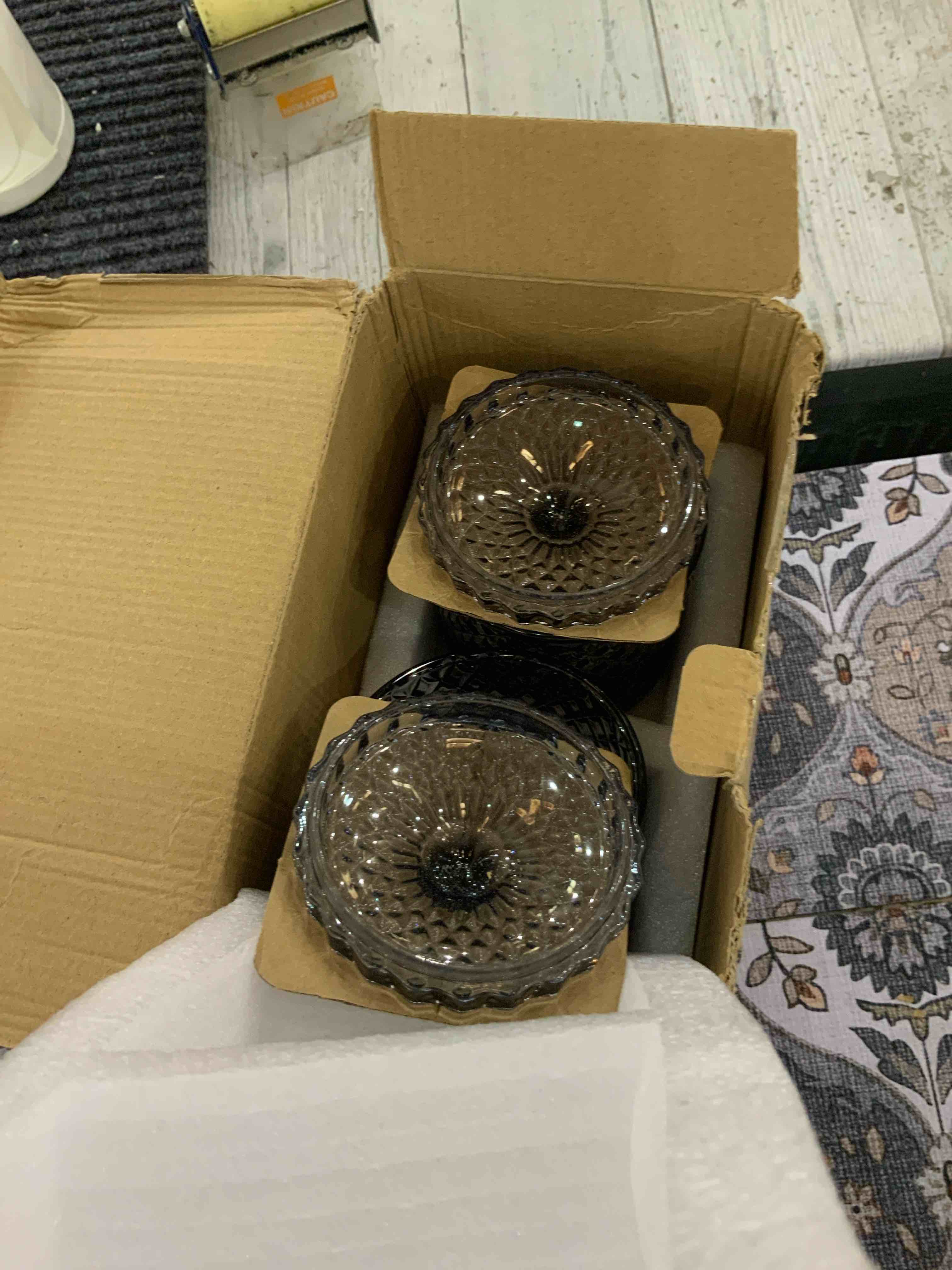 https://s3.amazonaws.com/lotting-images-prod/BargainHunt/EXS01319105_1711036031884.jpeg