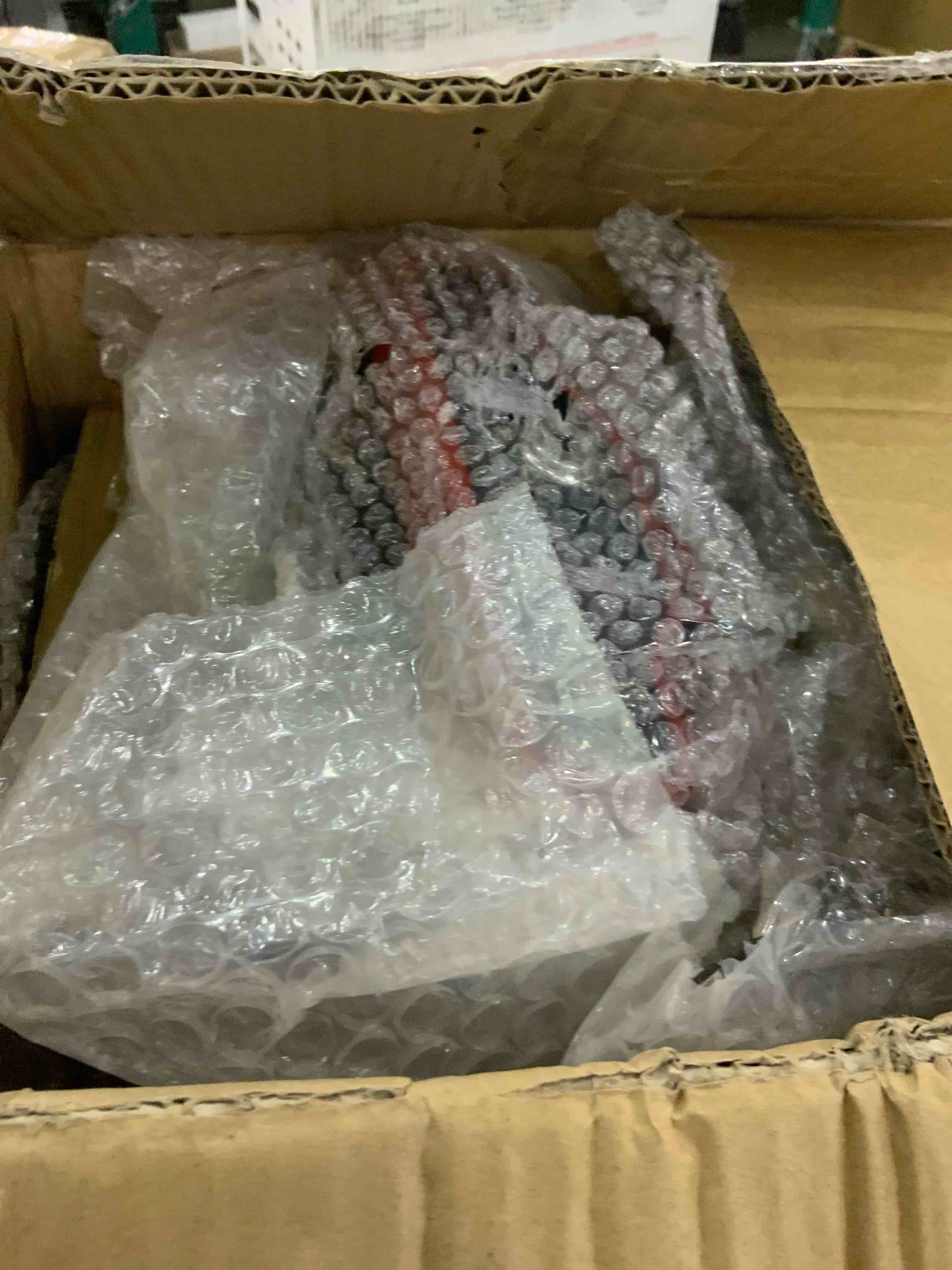 https://s3.amazonaws.com/lotting-images-prod/BargainHunt/EXS01319395_1711369406782.jpeg