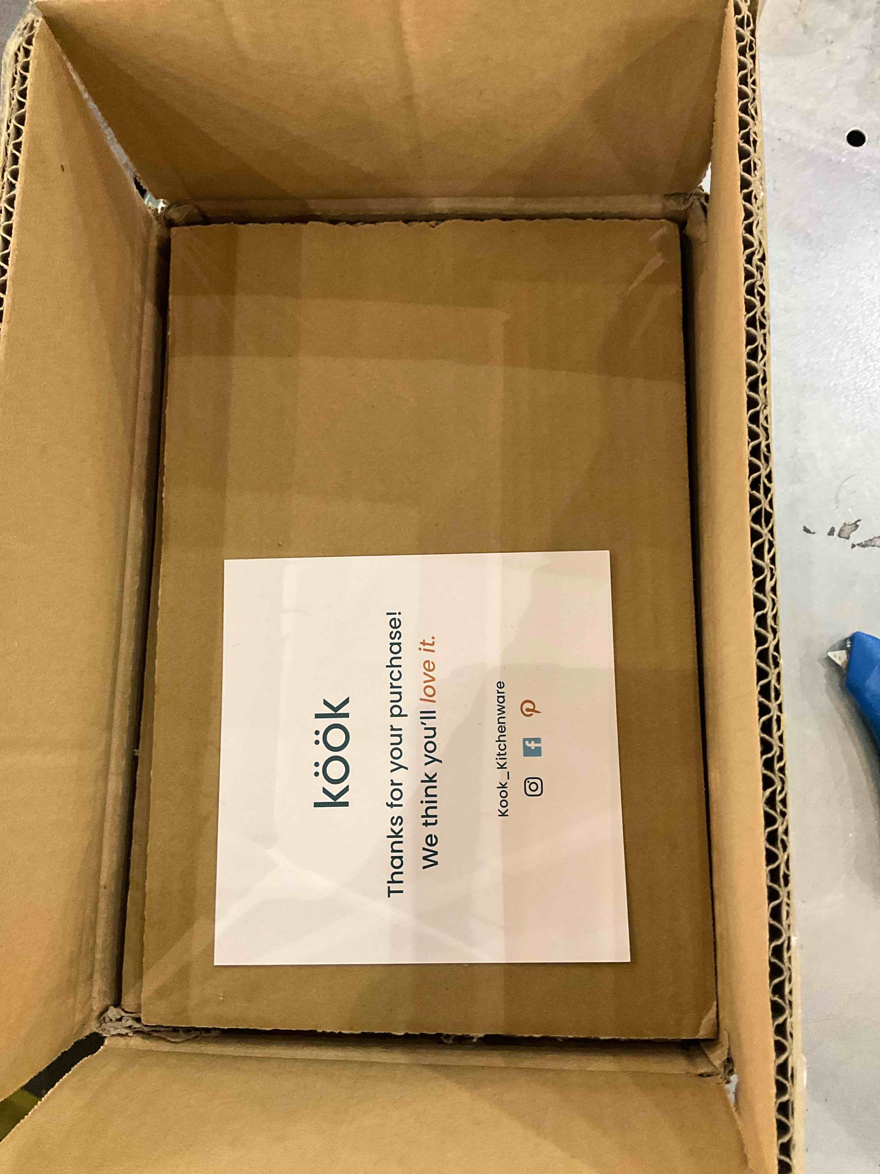 https://s3.amazonaws.com/lotting-images-prod/BargainHunt/EXS01319553_1709926637772.jpeg