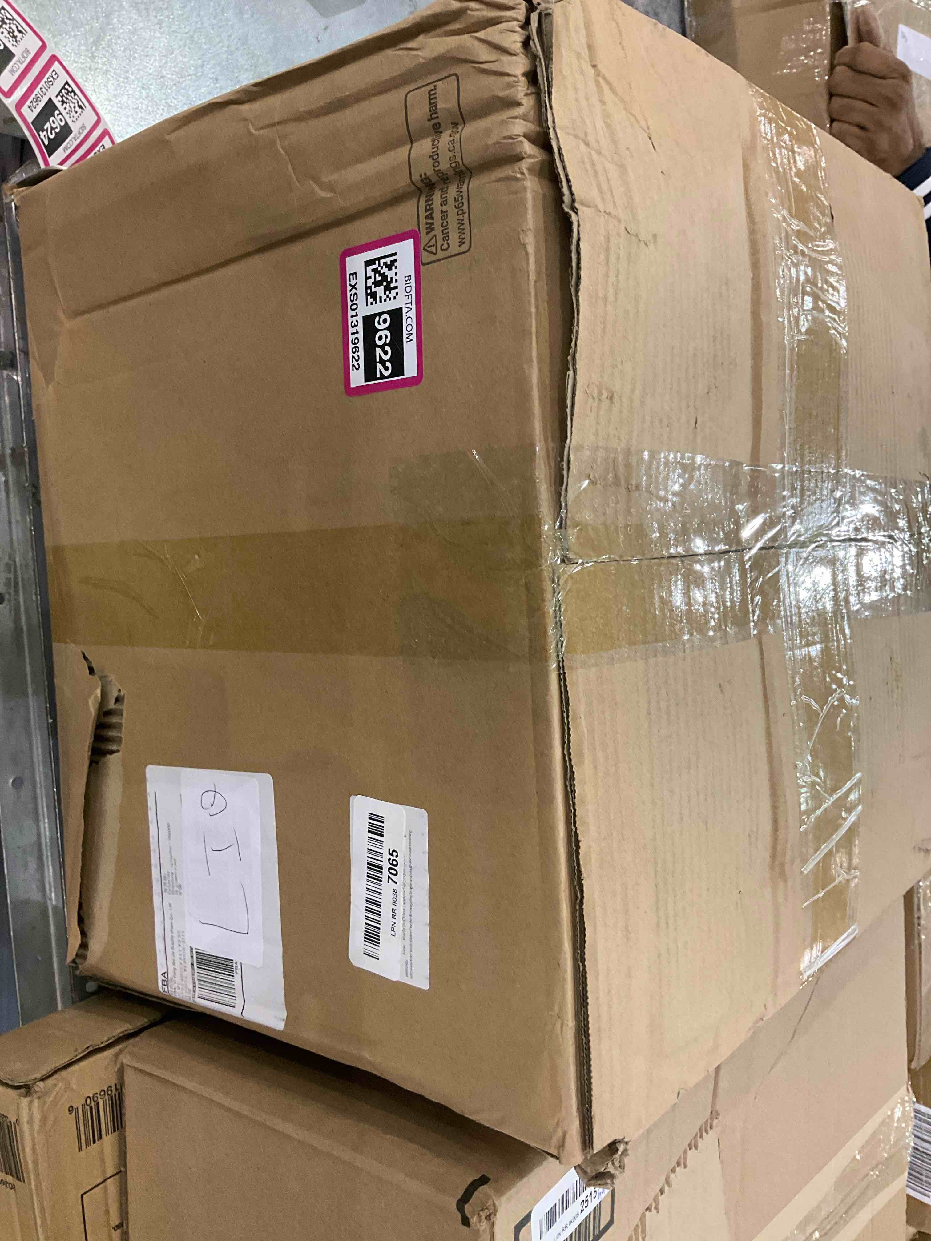 https://s3.amazonaws.com/lotting-images-prod/BargainHunt/EXS01319622_1710159512464.jpeg