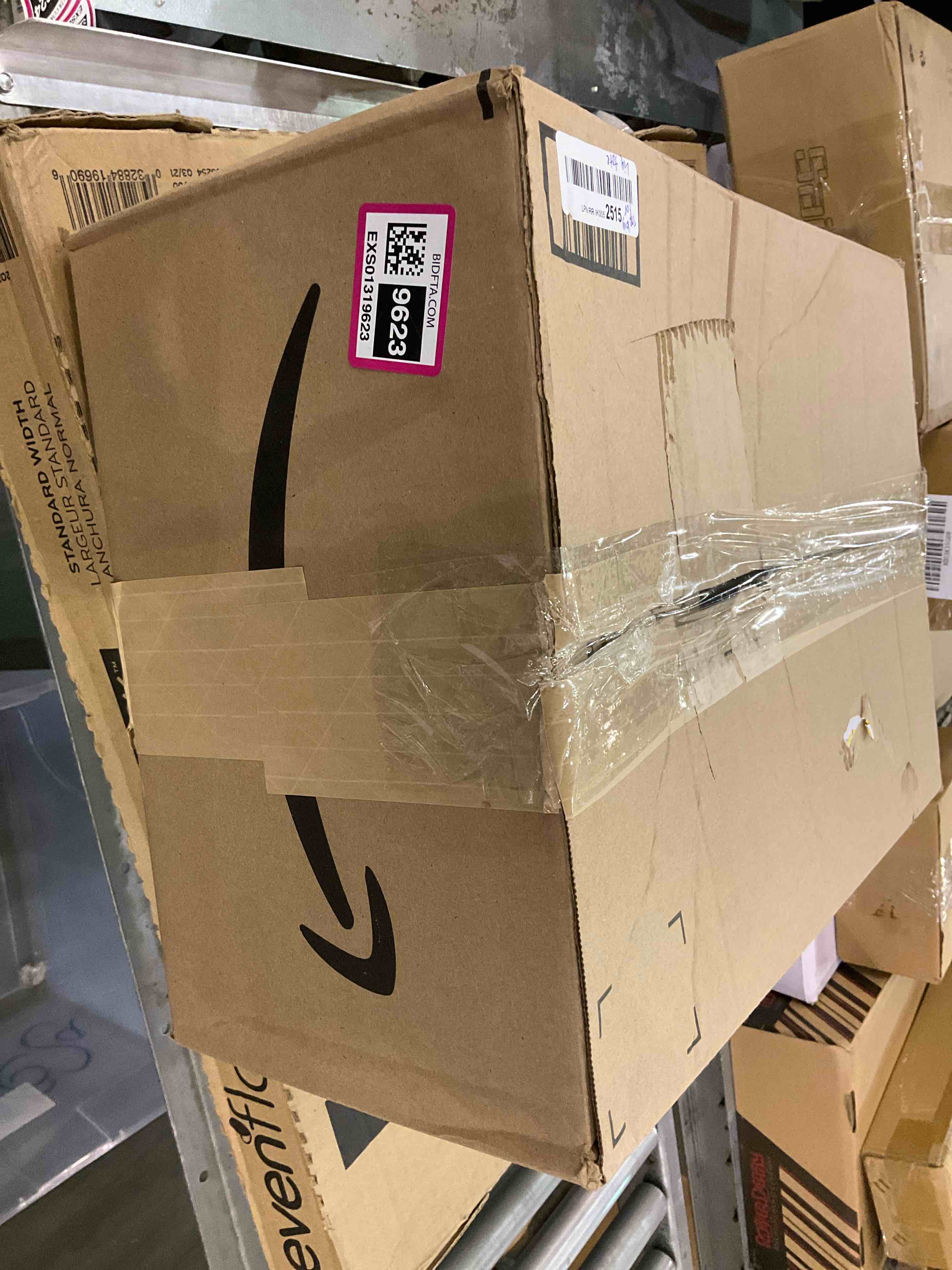 https://s3.amazonaws.com/lotting-images-prod/BargainHunt/EXS01319623_1710159606349.jpeg