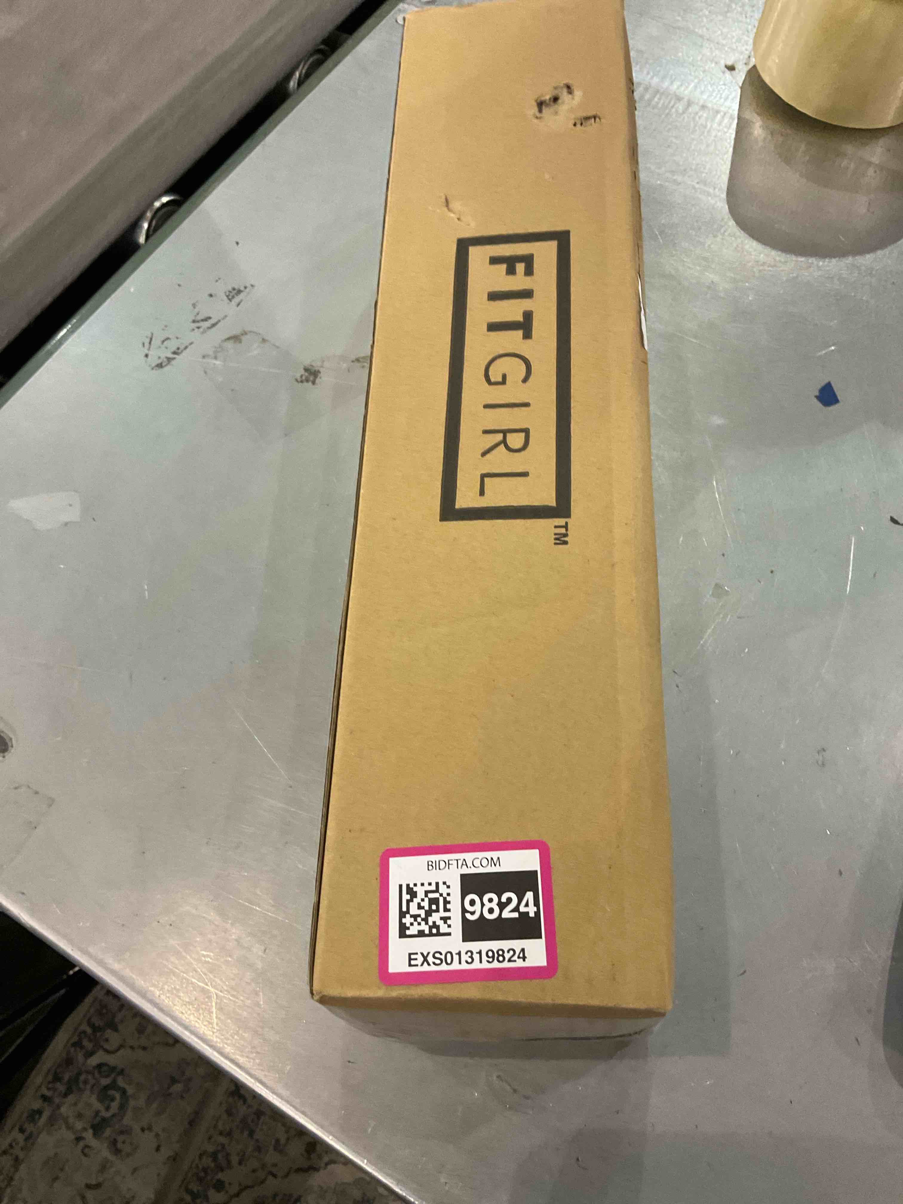 https://s3.amazonaws.com/lotting-images-prod/BargainHunt/EXS01319824_1710243484518.jpeg