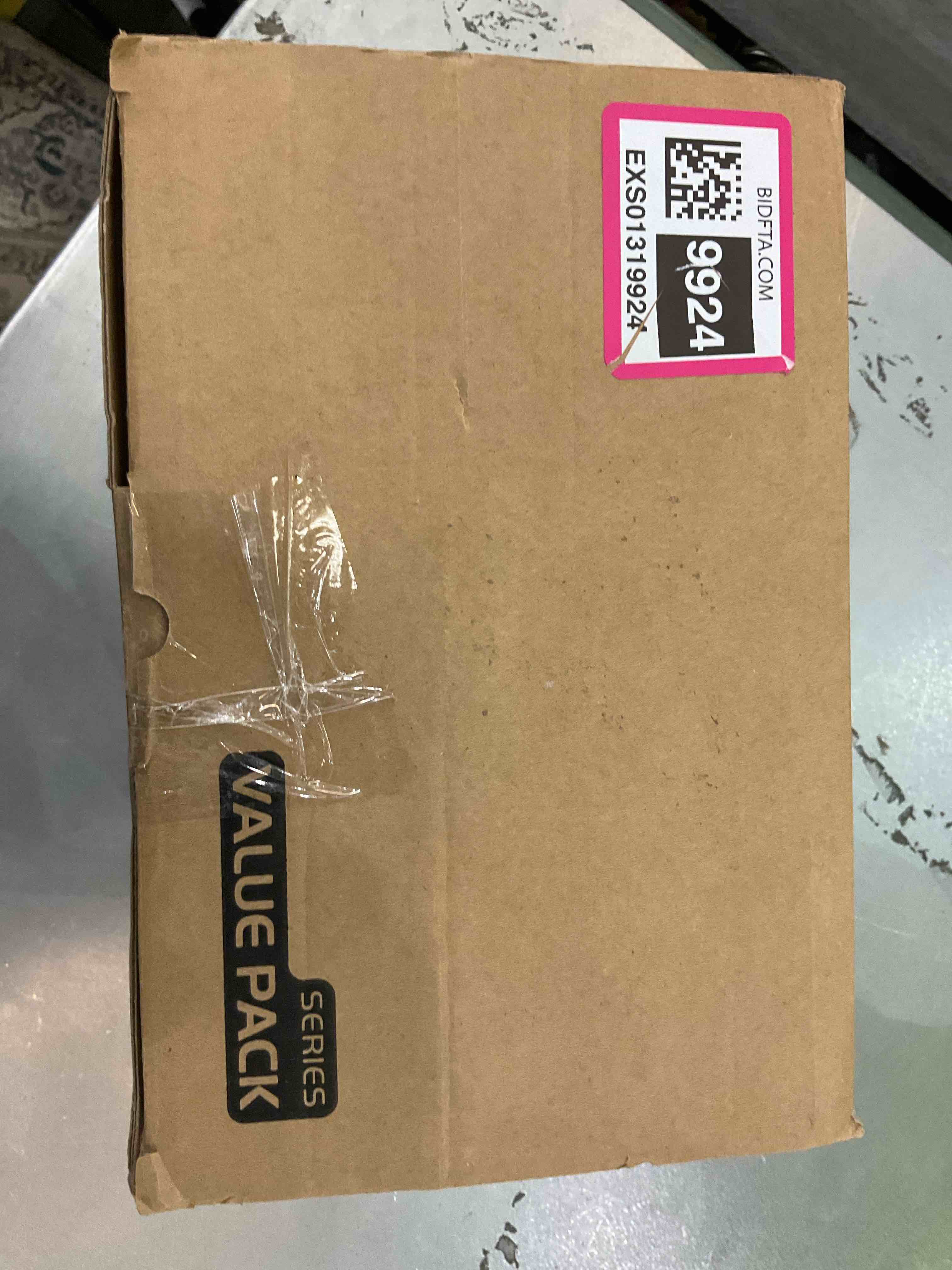 https://s3.amazonaws.com/lotting-images-prod/BargainHunt/EXS01319924_1710266041714.jpeg