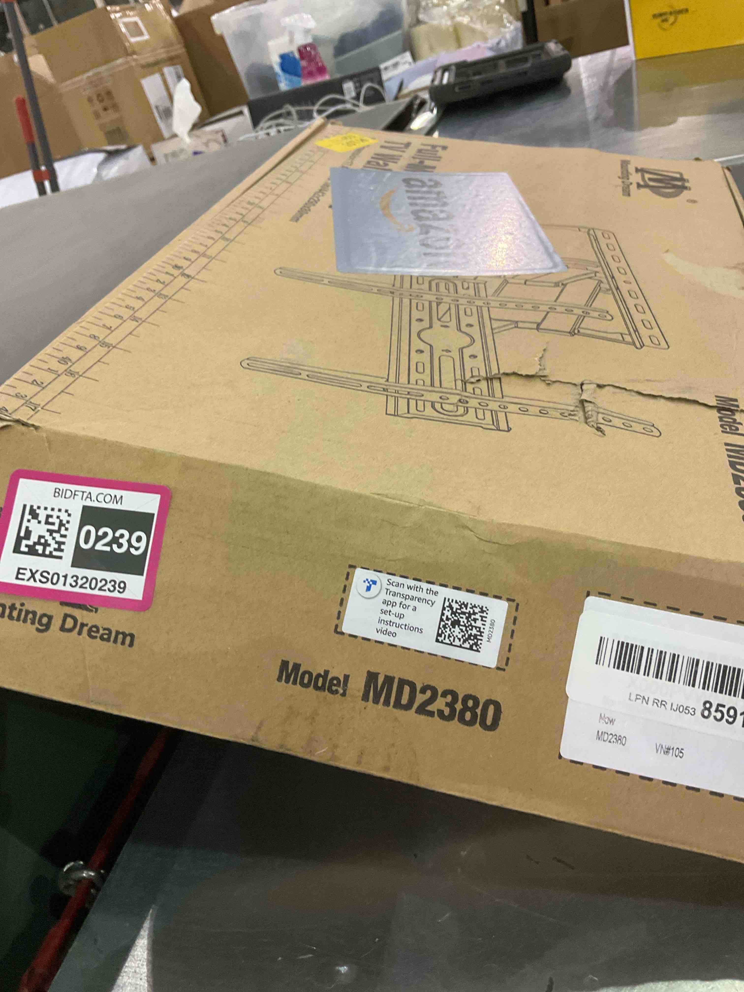 https://s3.amazonaws.com/lotting-images-prod/BargainHunt/EXS01320239_1712057988891.jpeg