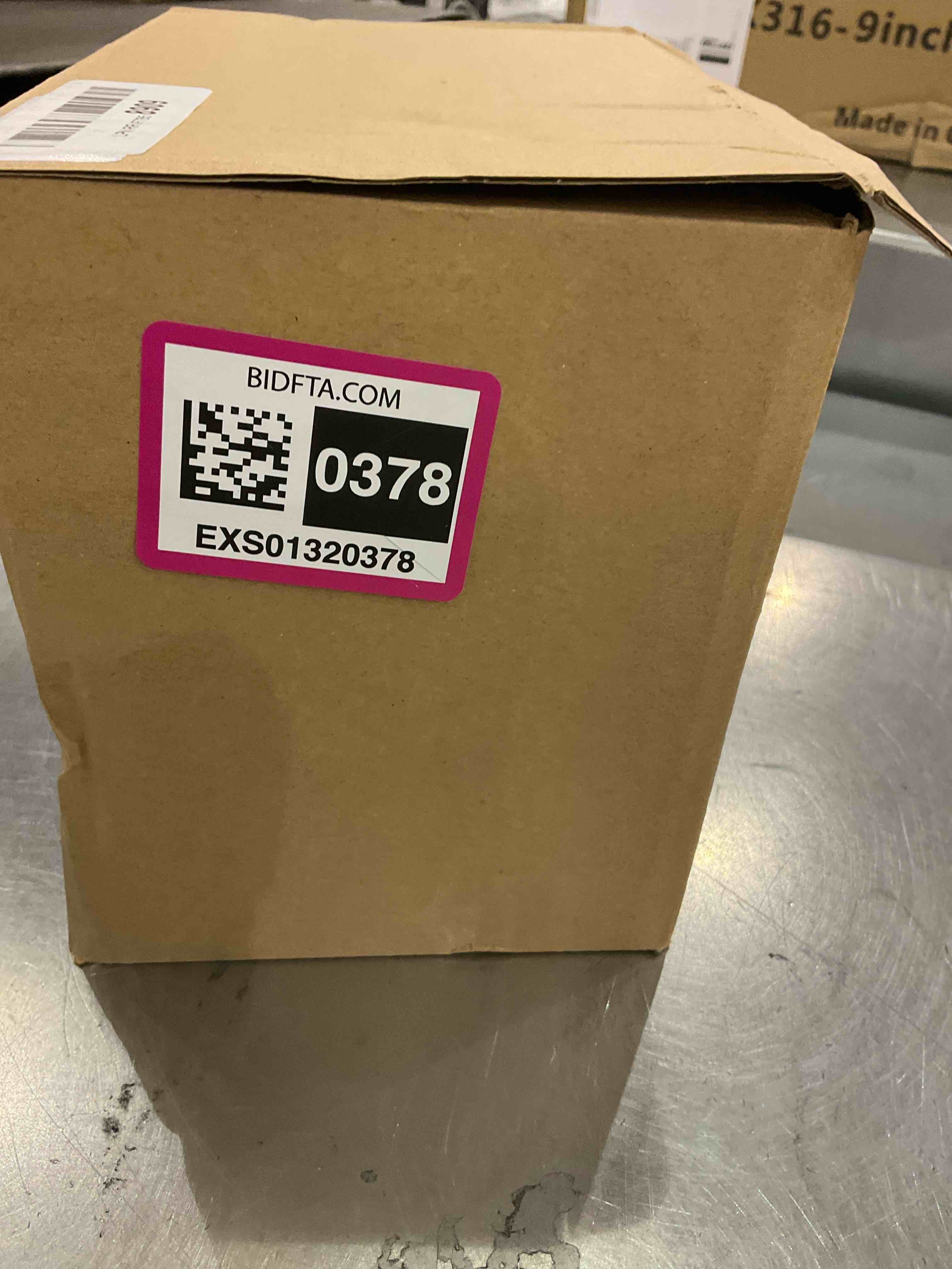 https://s3.amazonaws.com/lotting-images-prod/BargainHunt/EXS01320378_1712070861824.jpeg