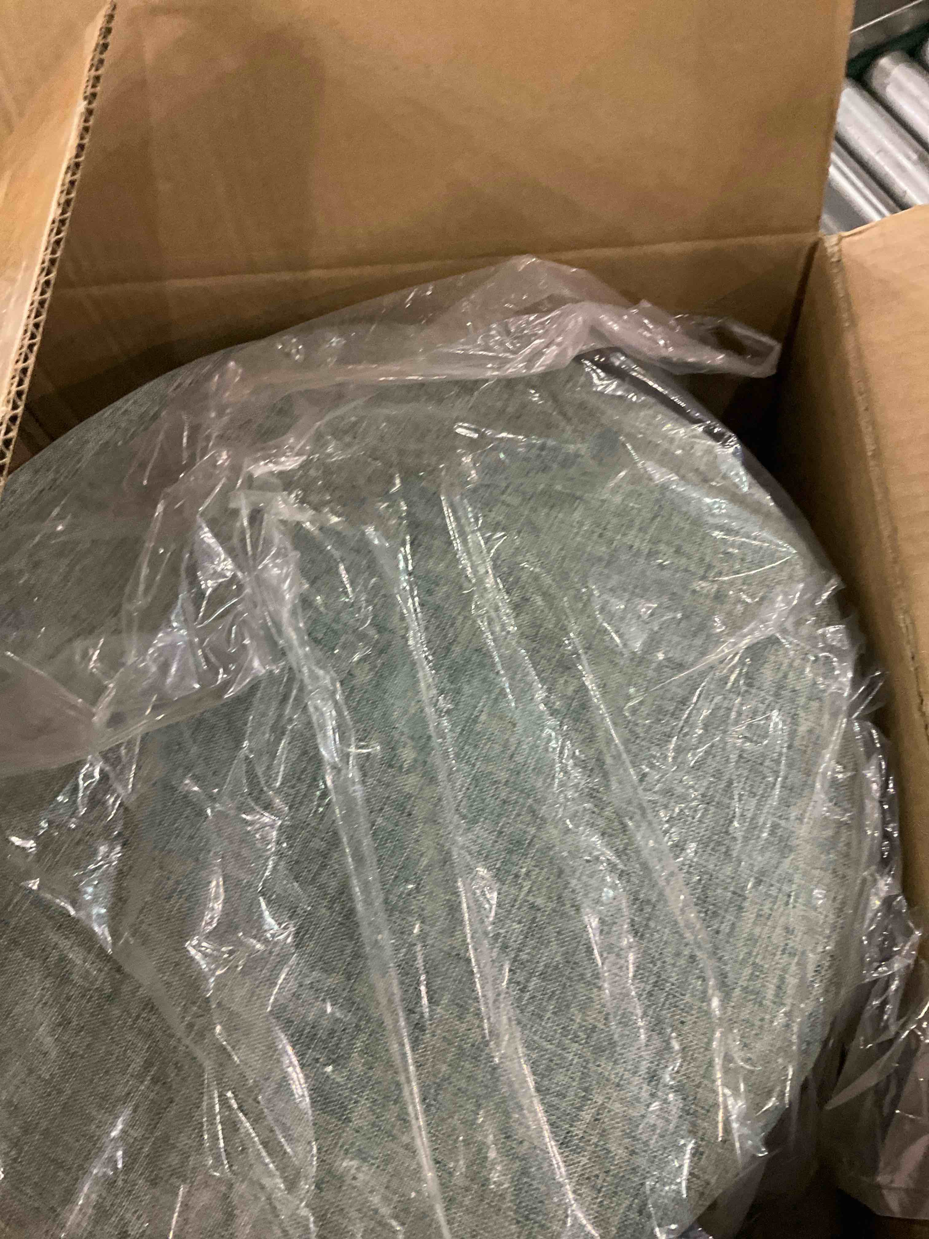 https://s3.amazonaws.com/lotting-images-prod/BargainHunt/EXS01320609_1712057973934.jpeg