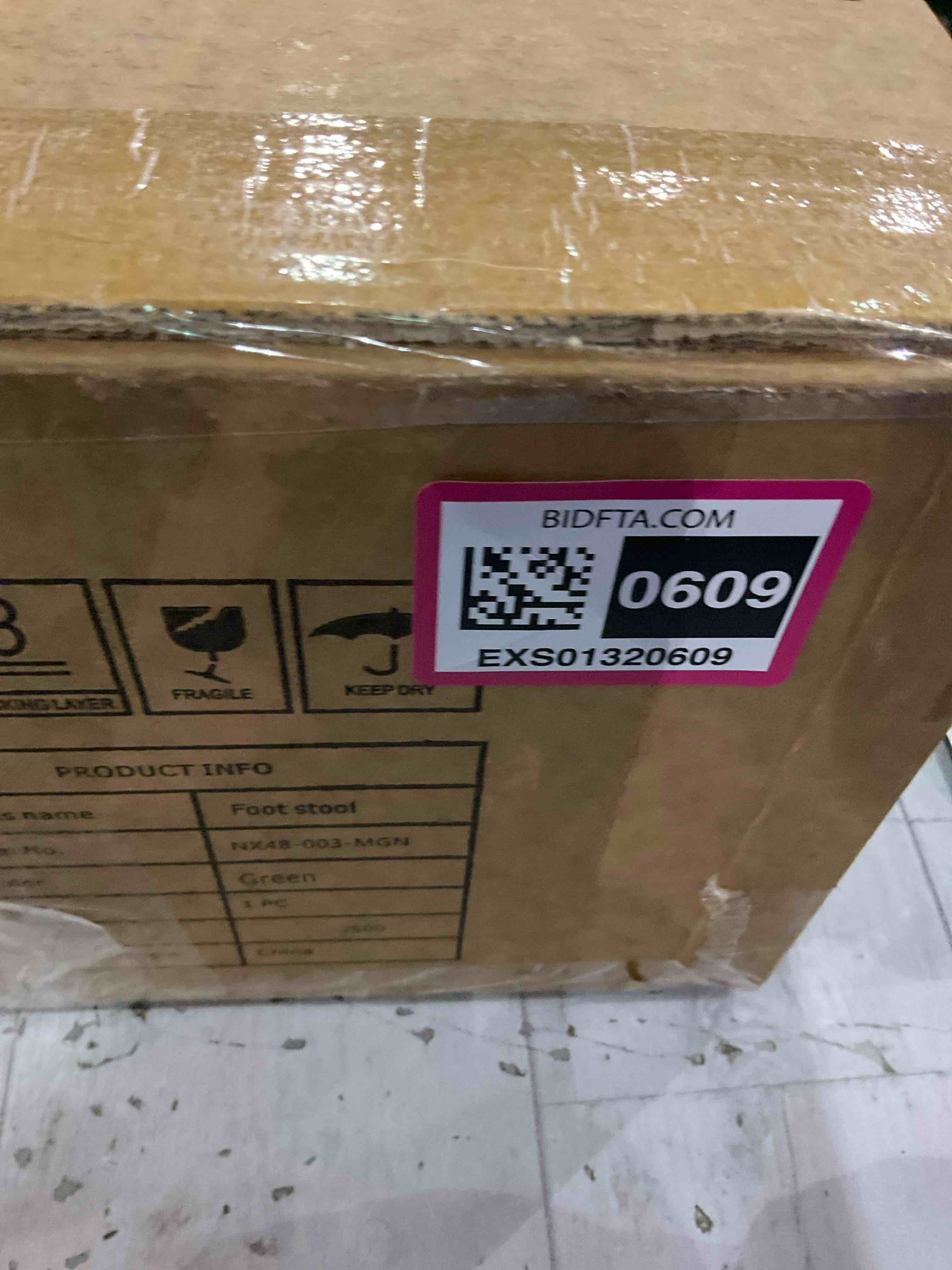 https://s3.amazonaws.com/lotting-images-prod/BargainHunt/EXS01320609_1712058030195.jpeg