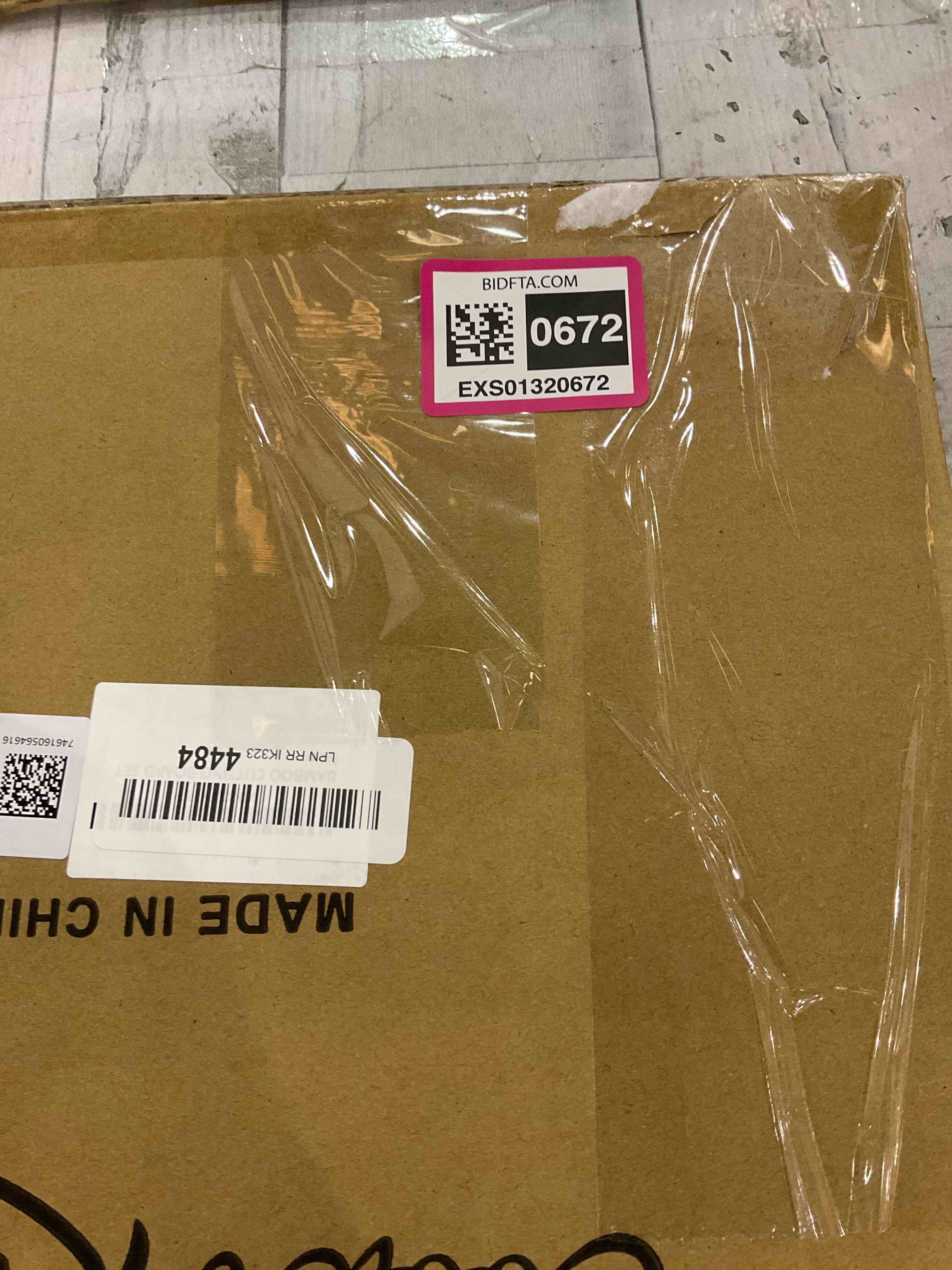 https://s3.amazonaws.com/lotting-images-prod/BargainHunt/EXS01320672_1712070544114.jpeg