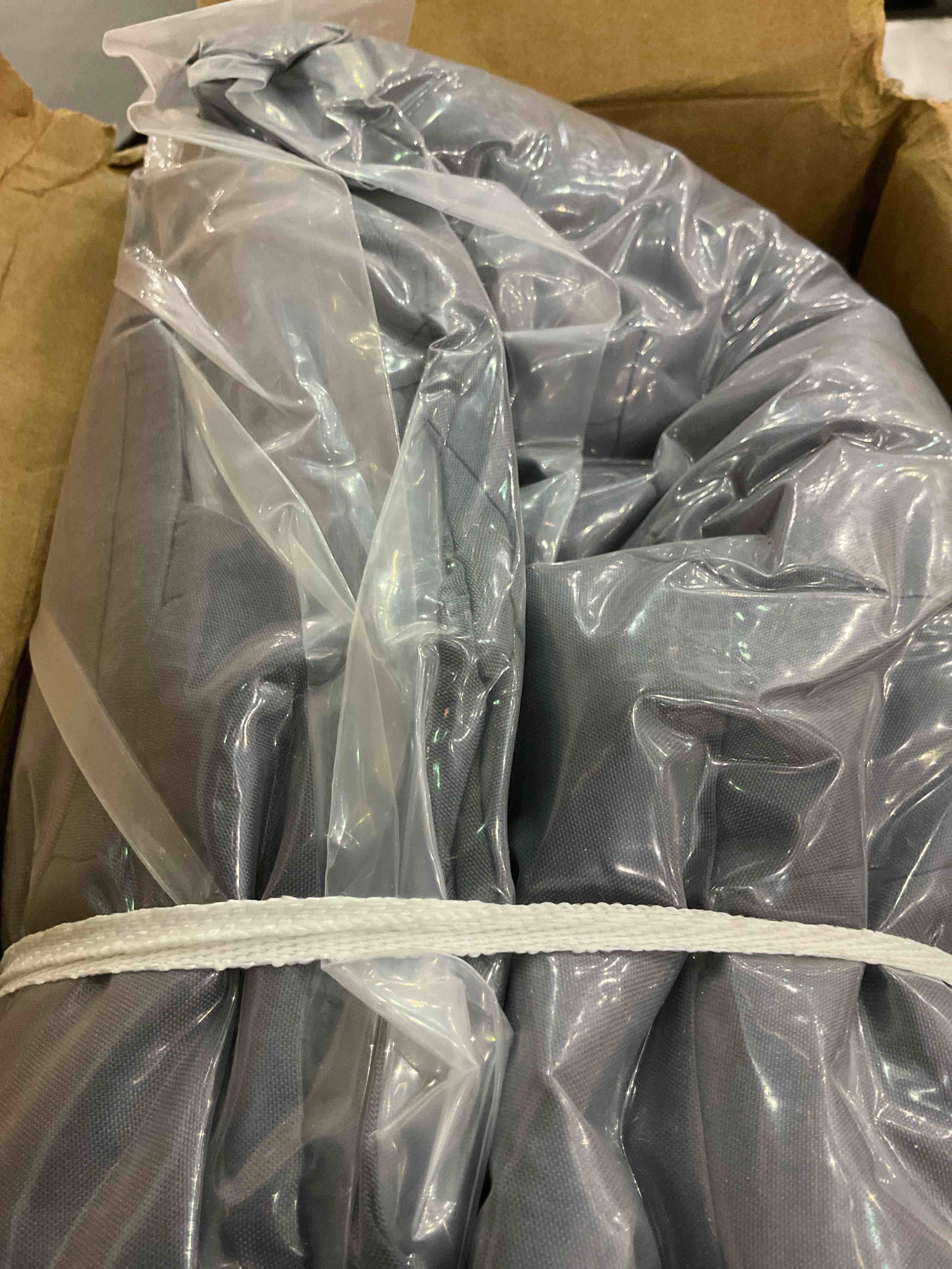 https://s3.amazonaws.com/lotting-images-prod/BargainHunt/EXS01320674_1712070720471.jpeg