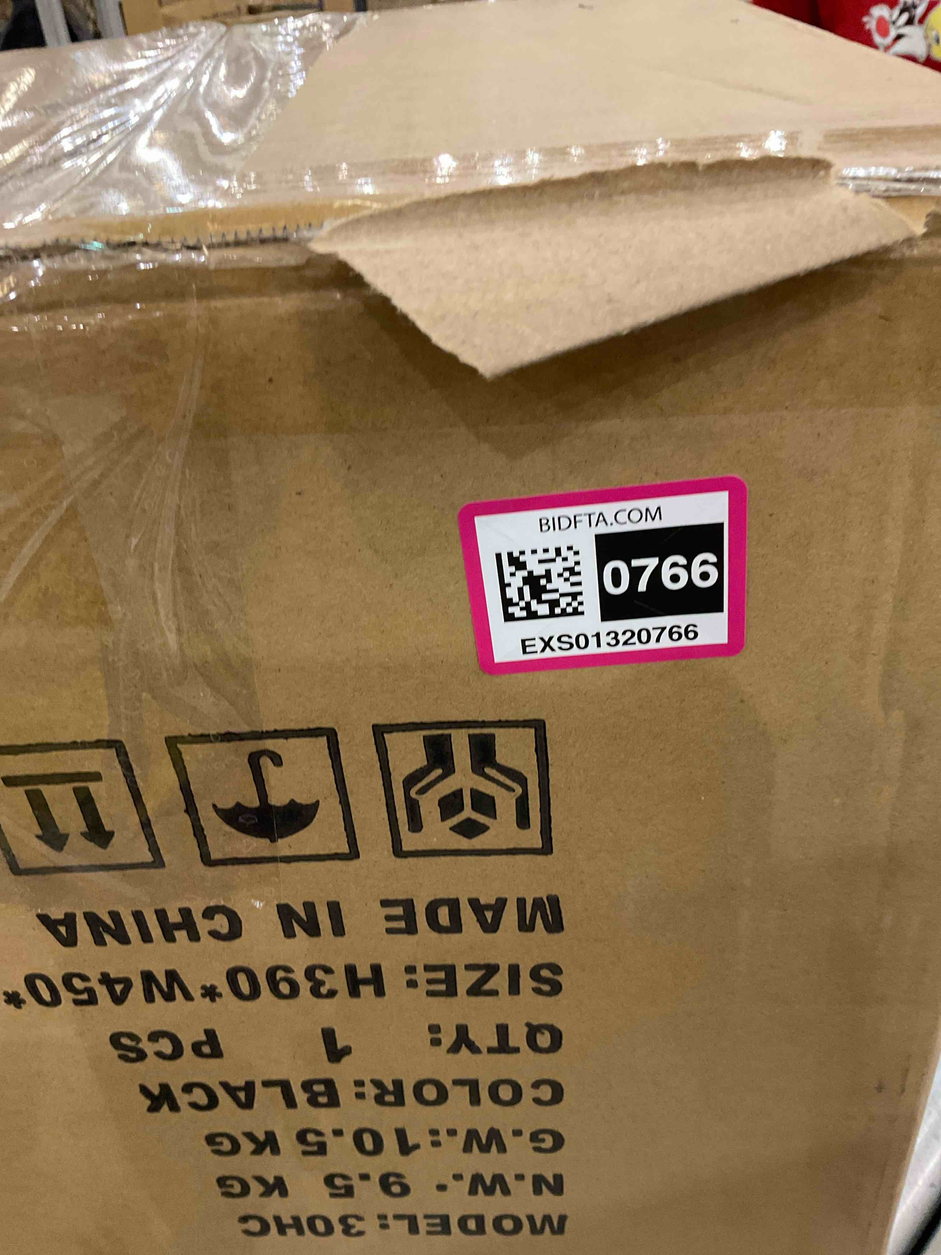 https://s3.amazonaws.com/lotting-images-prod/BargainHunt/EXS01320766_1712153850363.jpeg