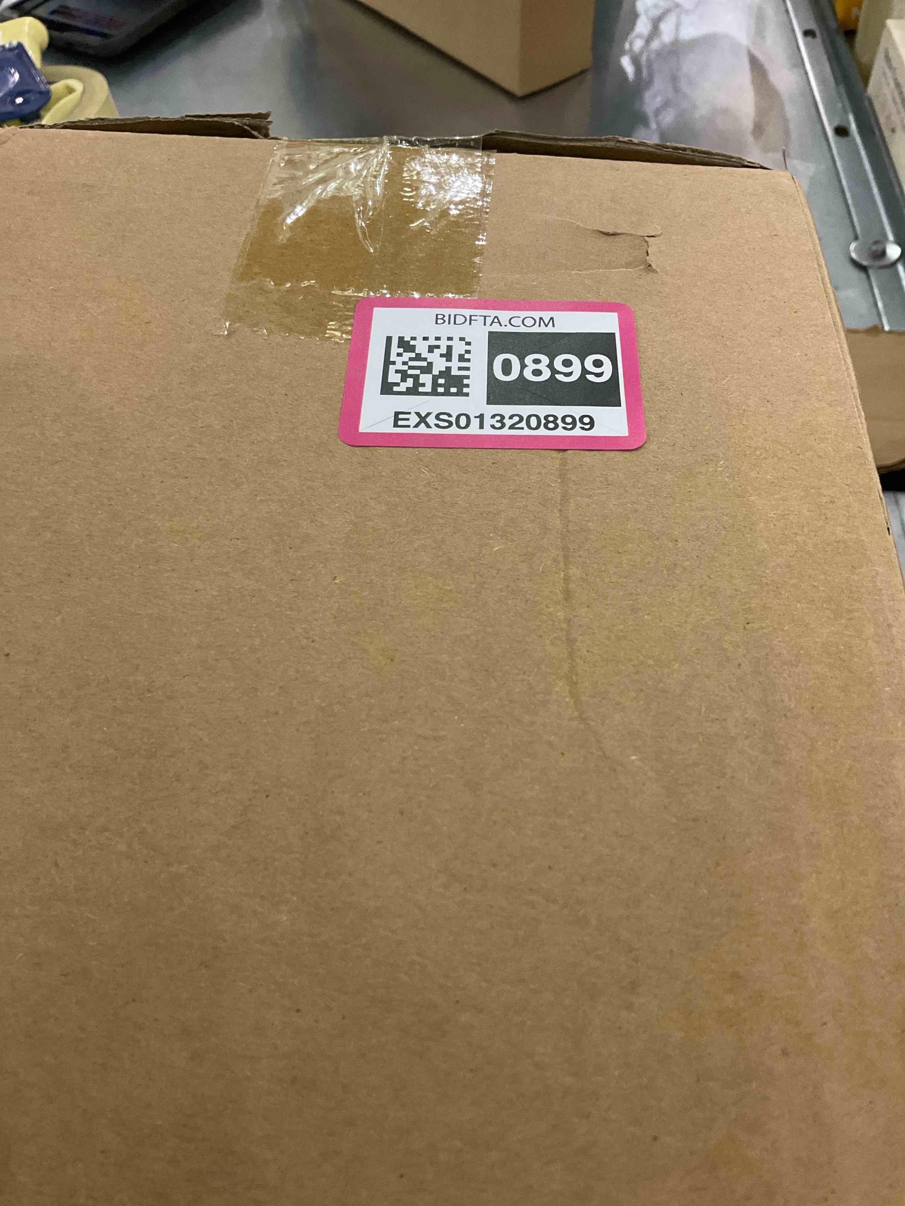 https://s3.amazonaws.com/lotting-images-prod/BargainHunt/EXS01320899_1712245371602.jpeg