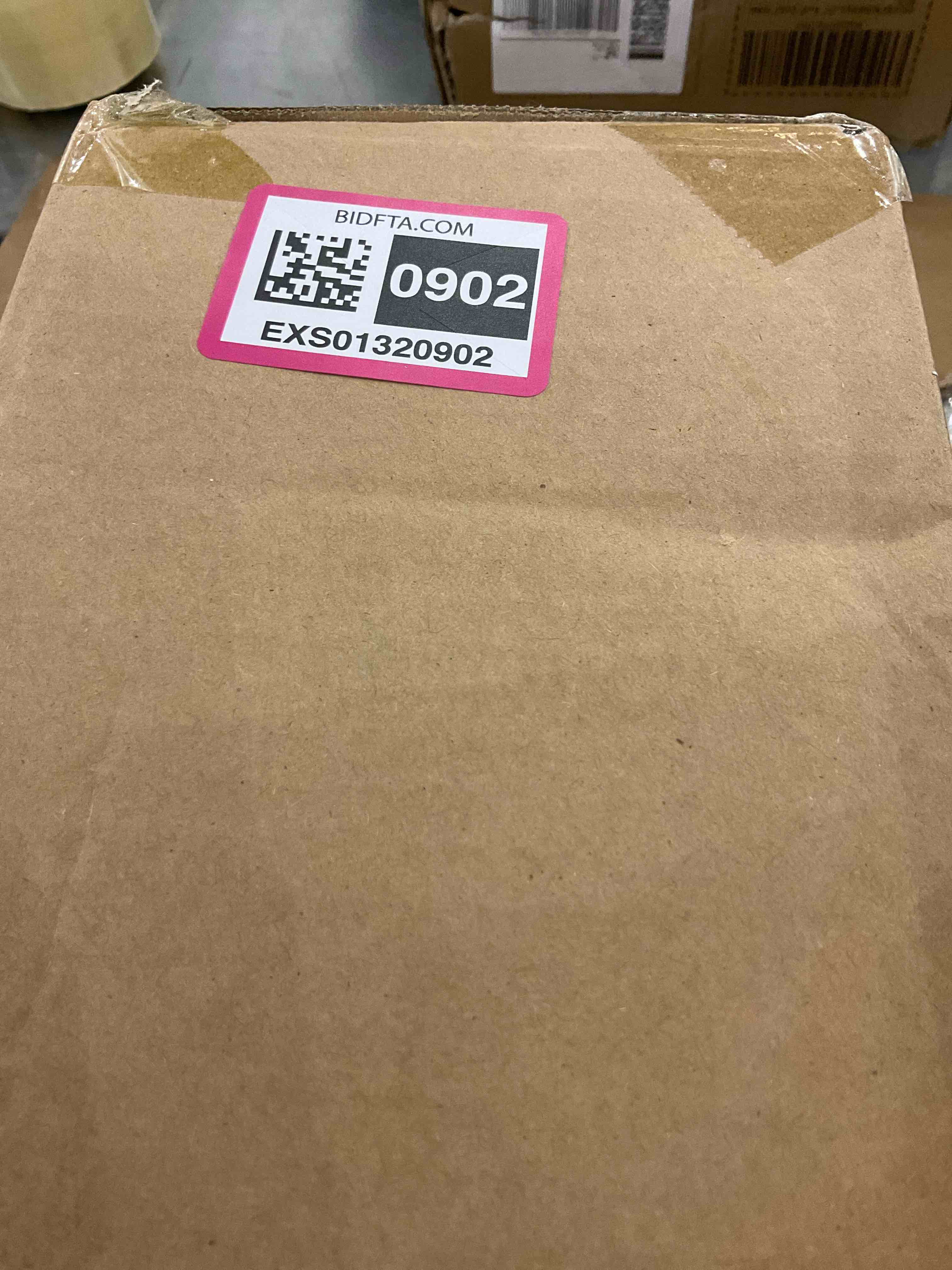 https://s3.amazonaws.com/lotting-images-prod/BargainHunt/EXS01320902_1712245684974.jpeg
