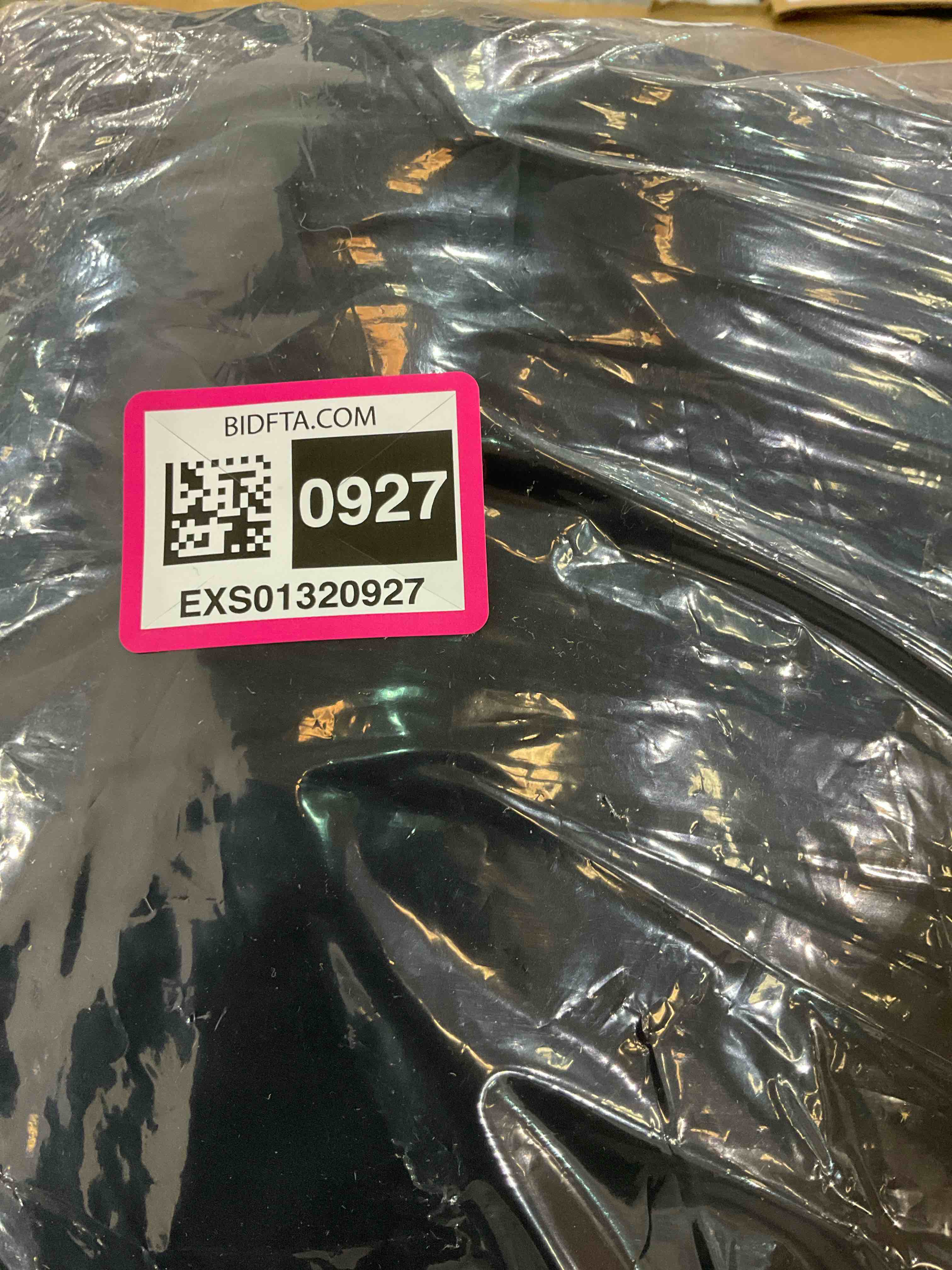 https://s3.amazonaws.com/lotting-images-prod/BargainHunt/EXS01320927_1712252291490.jpeg