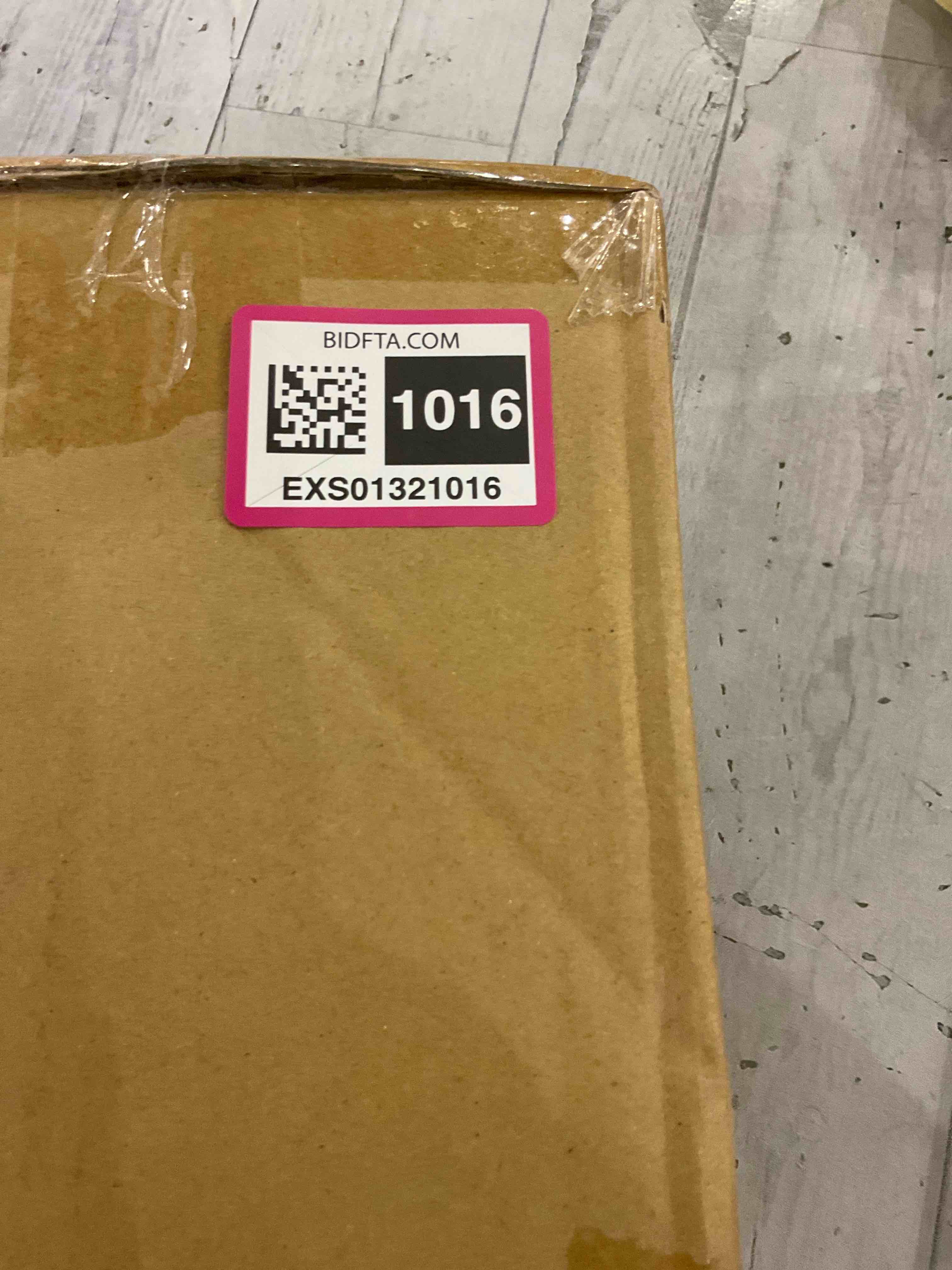 https://s3.amazonaws.com/lotting-images-prod/BargainHunt/EXS01321016_1711629853802.jpeg