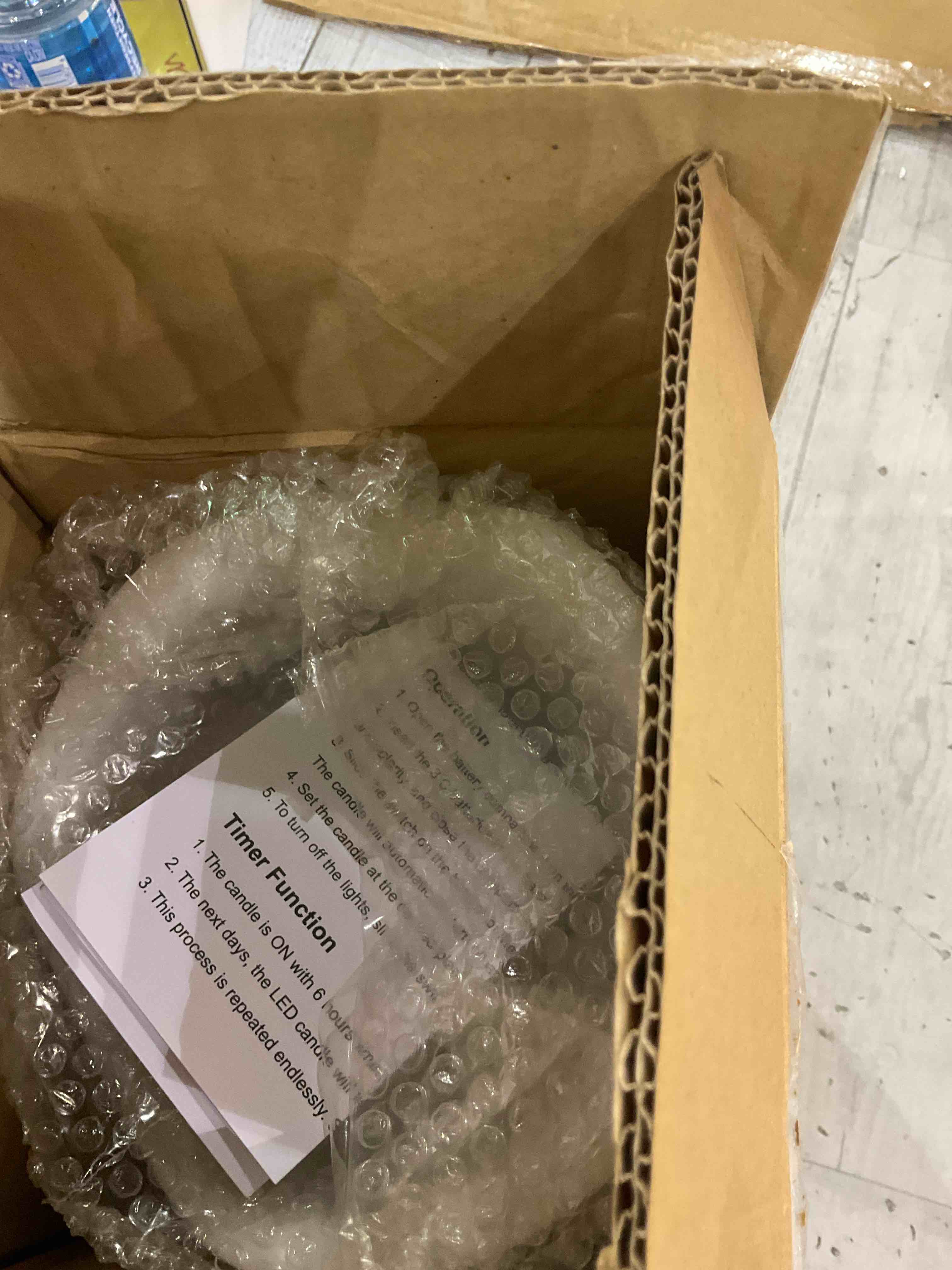 https://s3.amazonaws.com/lotting-images-prod/BargainHunt/EXS01321016_1711629876674.jpeg