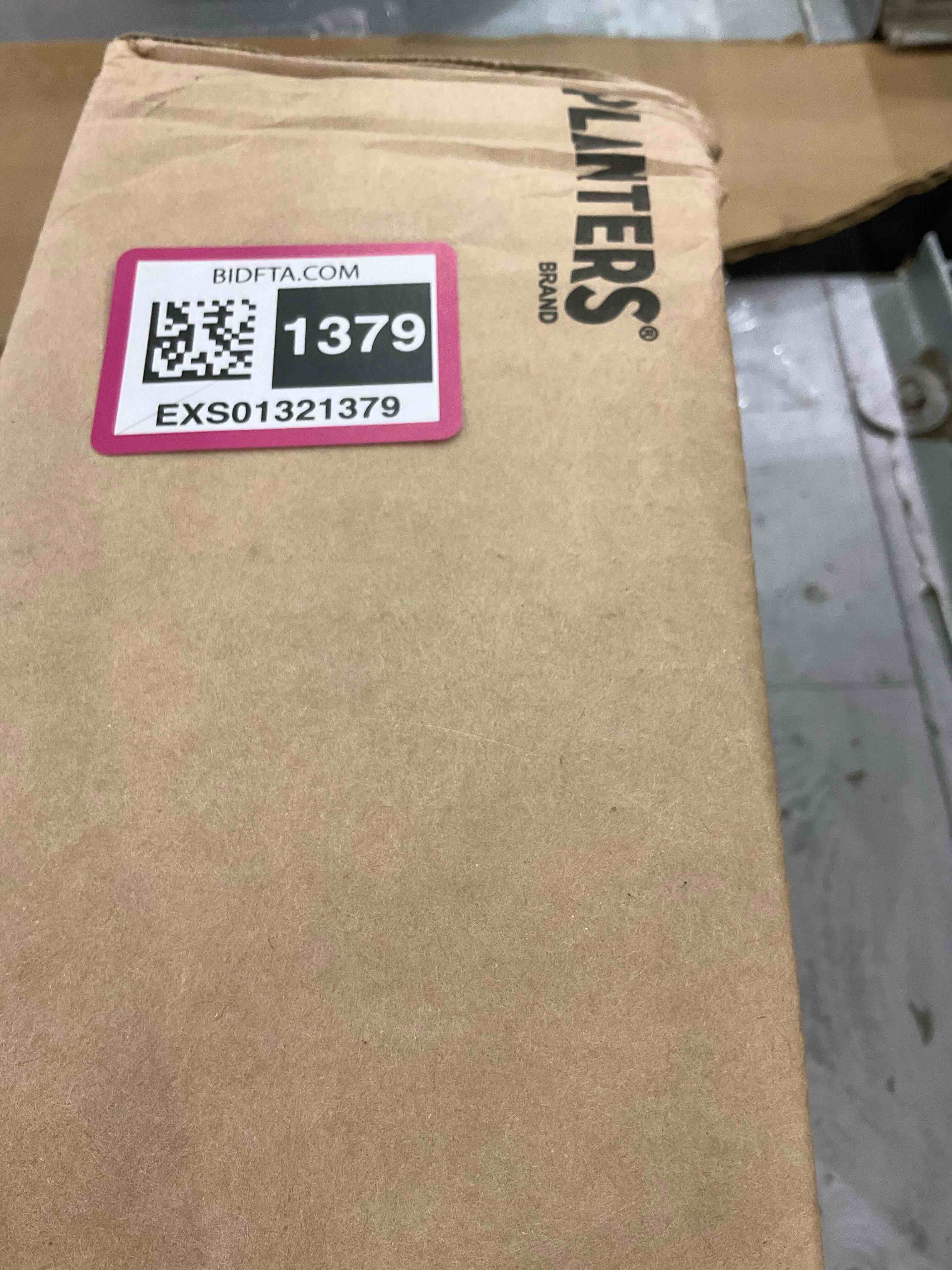 https://s3.amazonaws.com/lotting-images-prod/BargainHunt/EXS01321379_1711973146164.jpeg