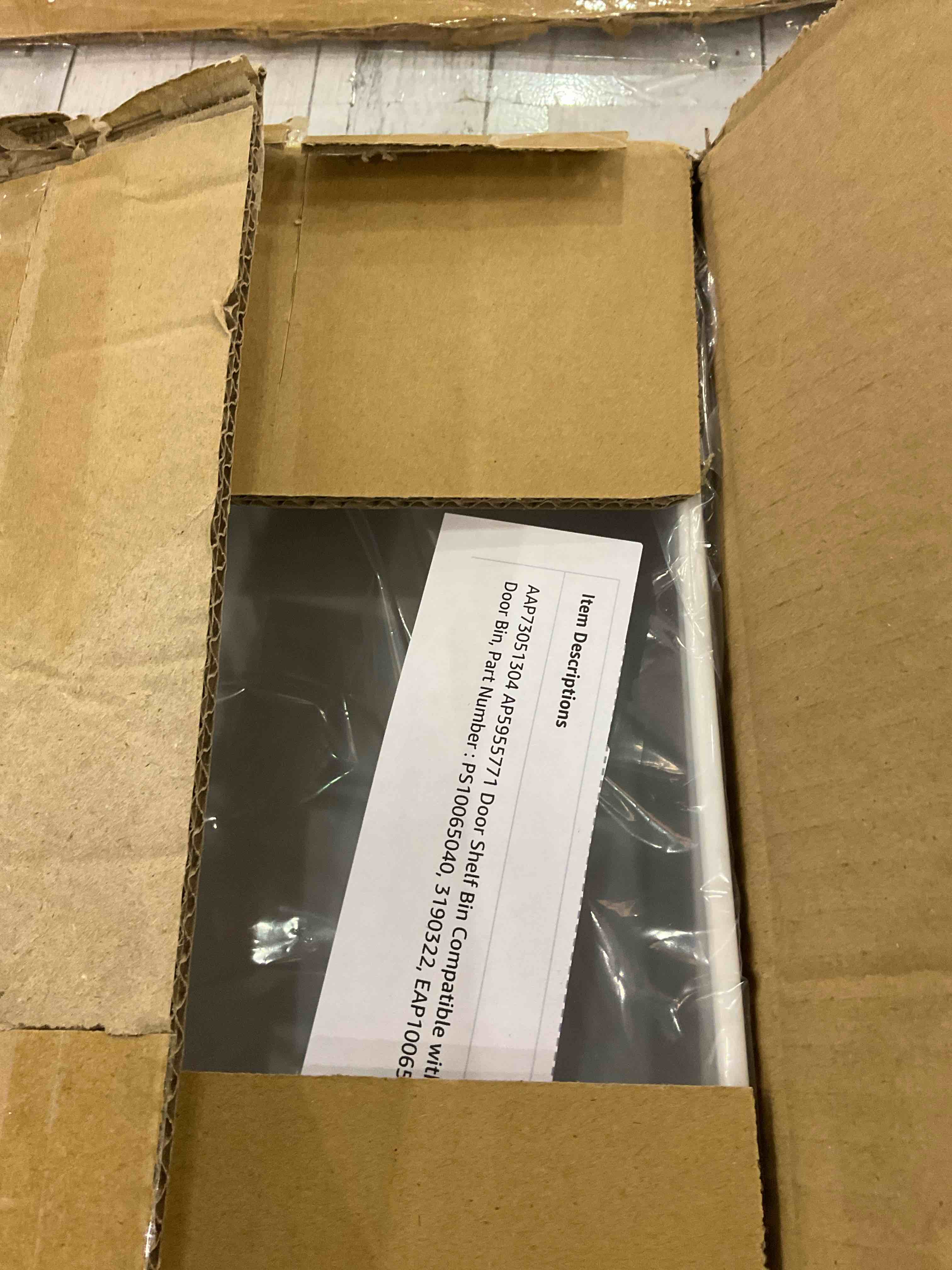 https://s3.amazonaws.com/lotting-images-prod/BargainHunt/EXS01321466_1711983153090.jpeg
